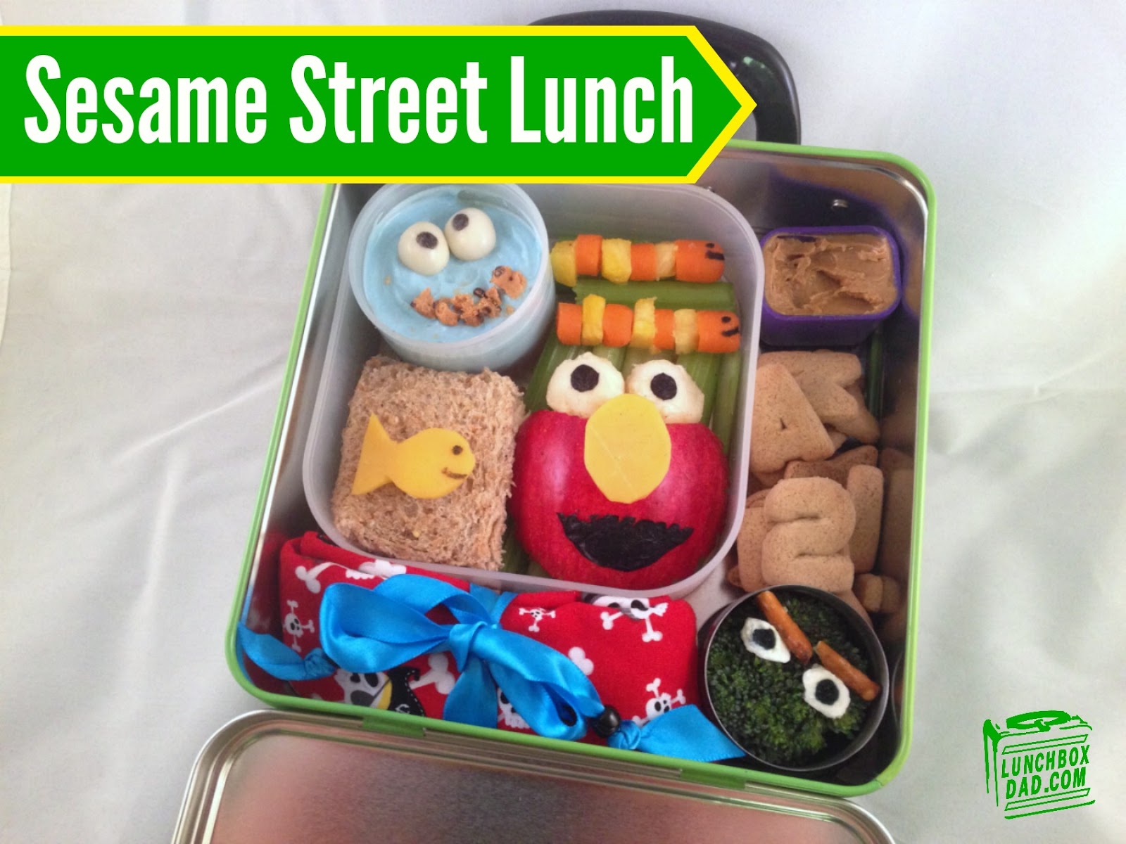 Sesame Street Bento Lunch With Elmo, Oscar The Grouch, - The Pentagon, 9/11 Memorial , HD Wallpaper & Backgrounds