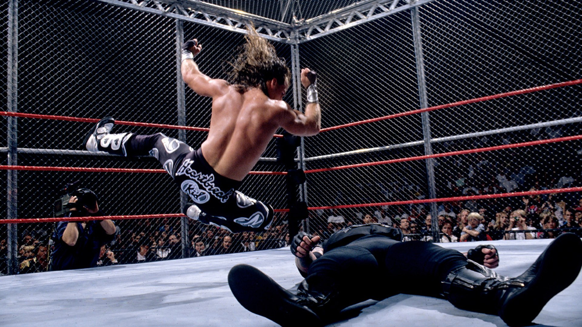 Undertaker Vs Shawn Michaels Hell In A Cell Match Wwf - Wwe Hbk Vs Undertaker Hell In A Cell , HD Wallpaper & Backgrounds