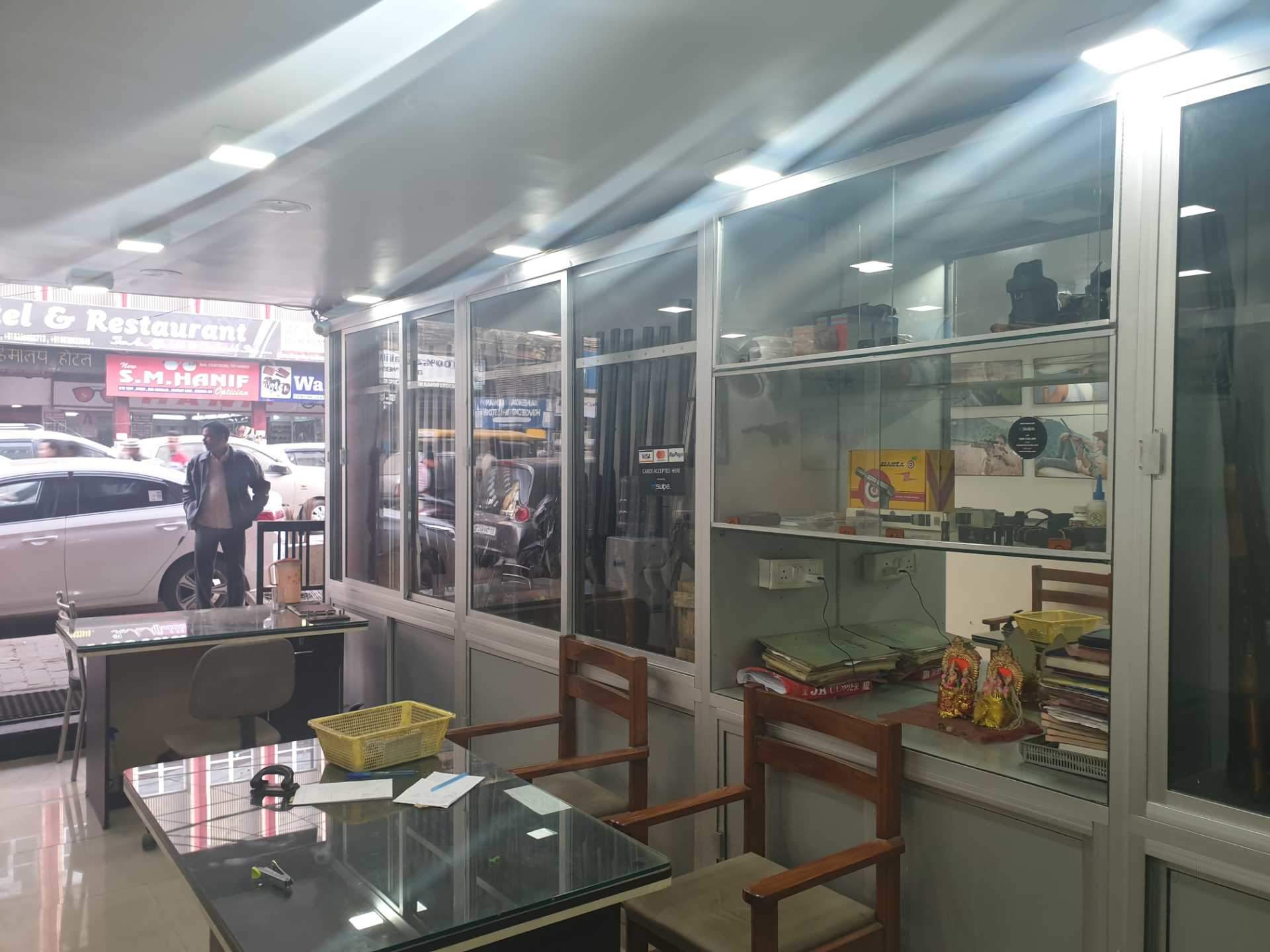 Pistol Dealers In Kanpur - Car Dealership , HD Wallpaper & Backgrounds