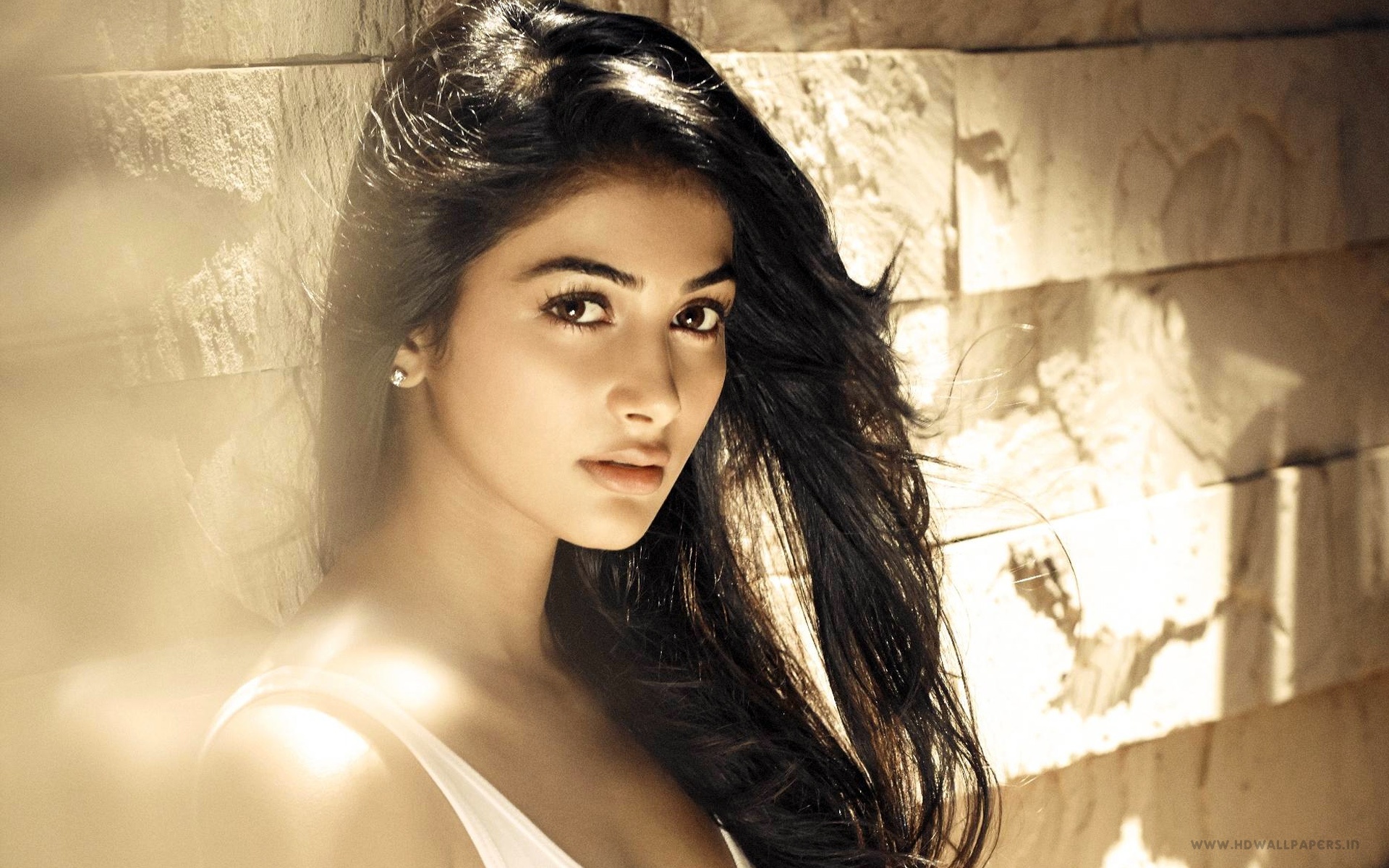 Actress Pooja Hegde Wallpapers In Jpg Format For Free , HD Wallpaper & Backgrounds