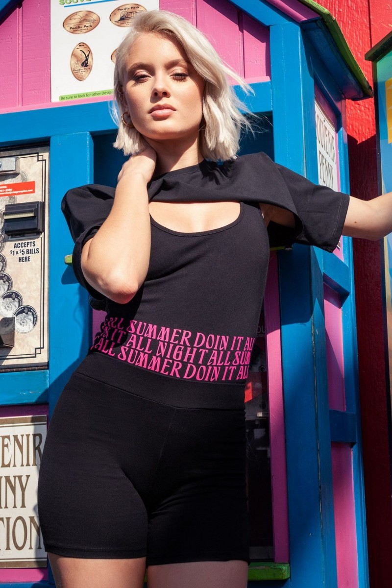 Zara Larsson Photo - Zara Larsson 2019 Photoshoot , HD Wallpaper & Backgrounds