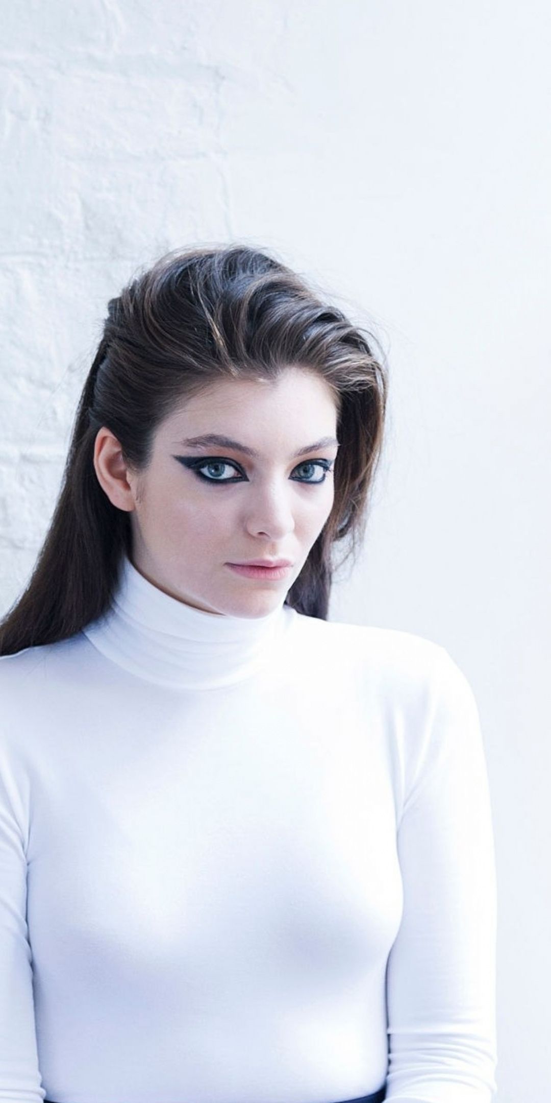 Beautiful, White Top, Makeup, Lorde Wallpaper - Wallpaper , HD Wallpaper & Backgrounds