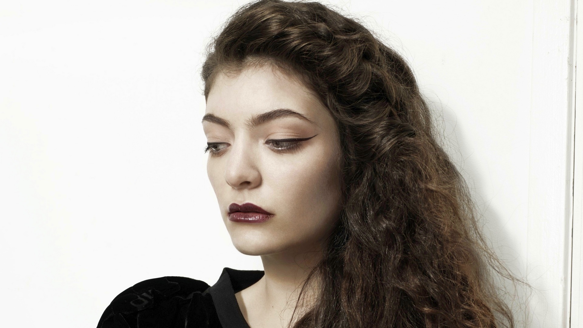 Lorde Wallpaper - Lorde 2013 , HD Wallpaper & Backgrounds