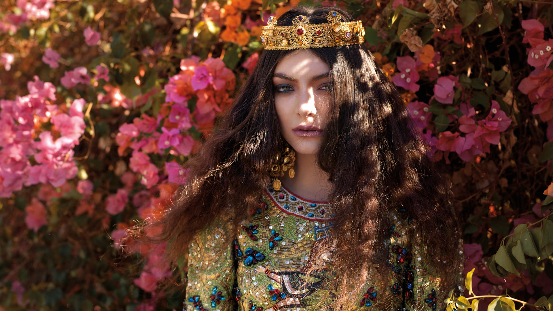 Lorde, Singer, Women, Bougainvillea, Fashion, Crown, - Lorde Hd , HD Wallpaper & Backgrounds