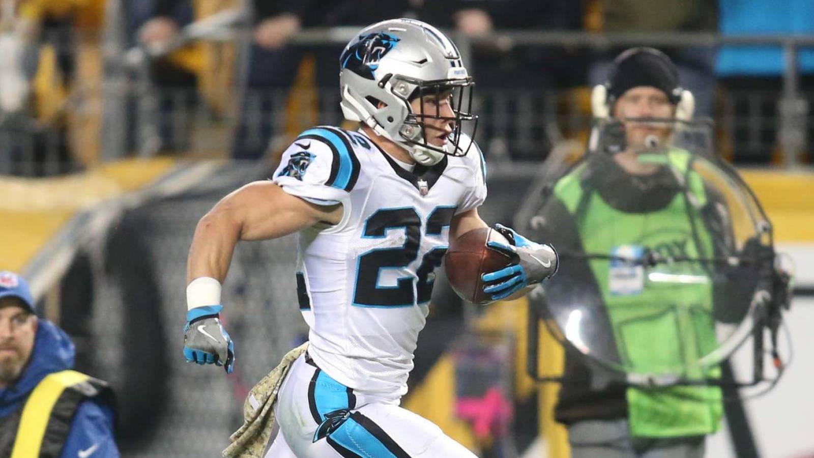 Twitter Reacts To Christian Mccaffrey Balling Out Early - Sprint Football , HD Wallpaper & Backgrounds