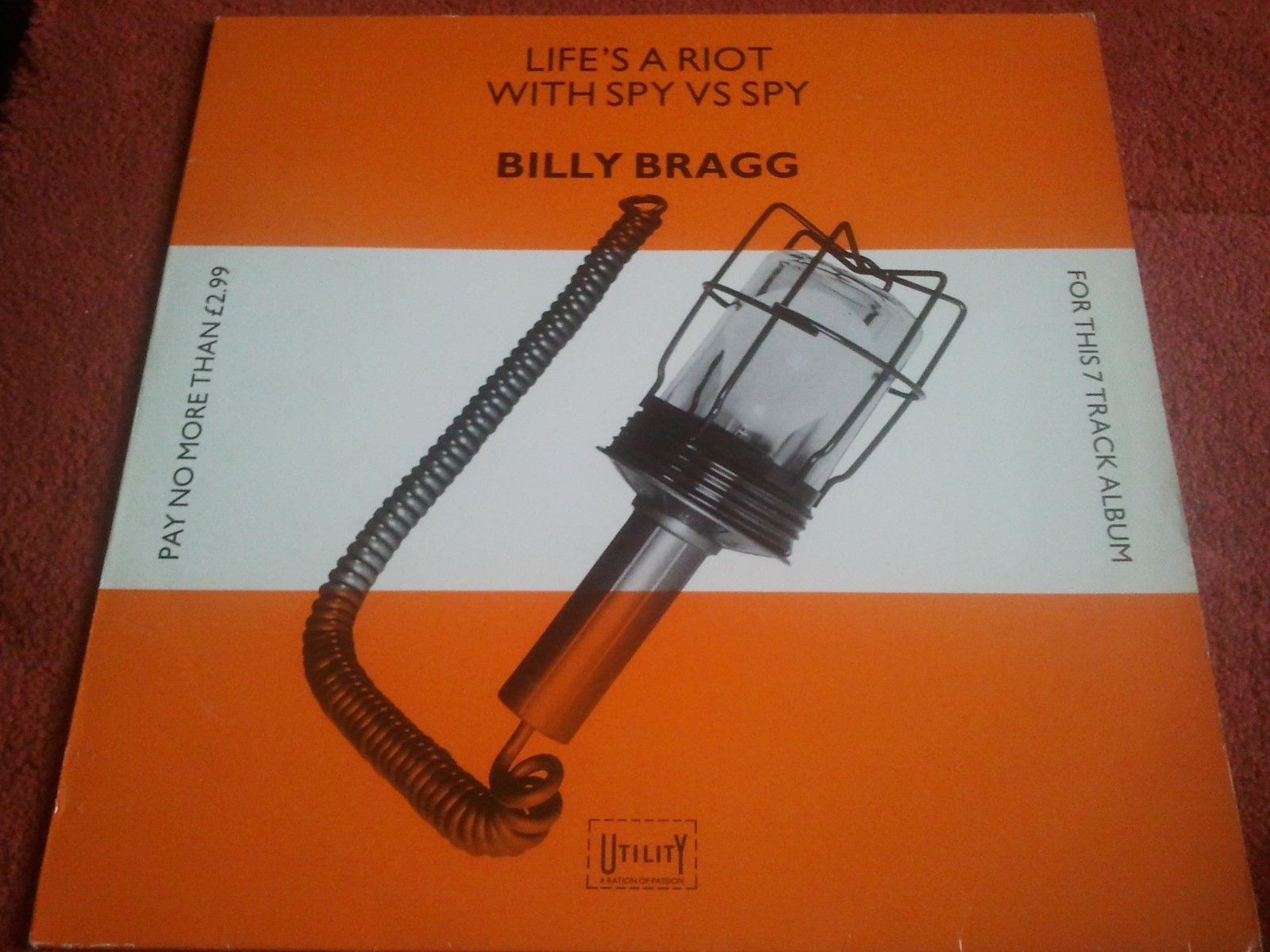 Billy Bragg Life's A Riot With Spy Vs Spy 1983 Lp Ex/nr - Billy Bragg Lifes A Riot , HD Wallpaper & Backgrounds