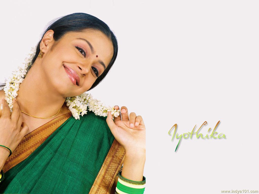 Jyothika Sadanah Wallpaper - Director Radha Mohan With Jyothika , HD Wallpaper & Backgrounds