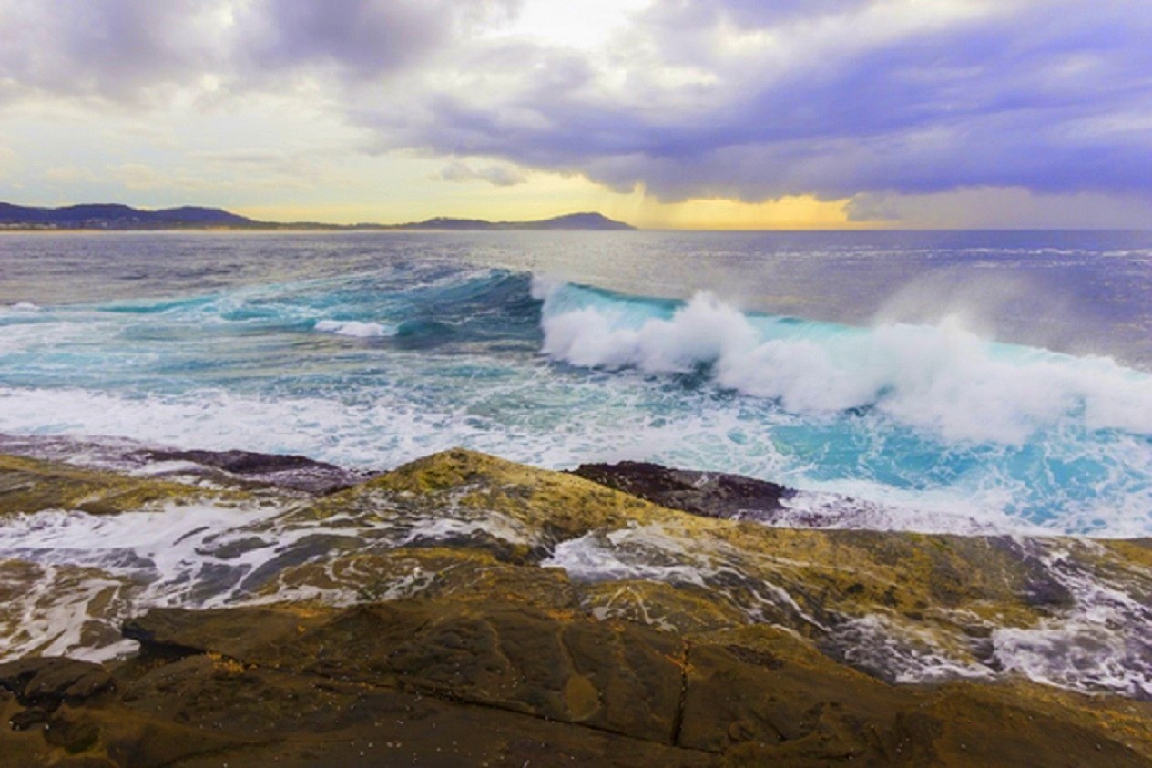 Waves Ocean Blue Rocks Hd Live Wallpaper Android Free - Sea , HD Wallpaper & Backgrounds