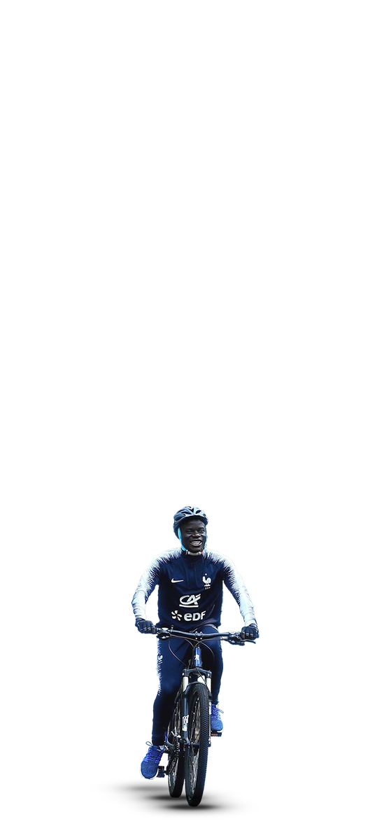 Swipe Up To Make N Golo Kante Fly On His Bike - N Golo Kante Bike Png , HD Wallpaper & Backgrounds