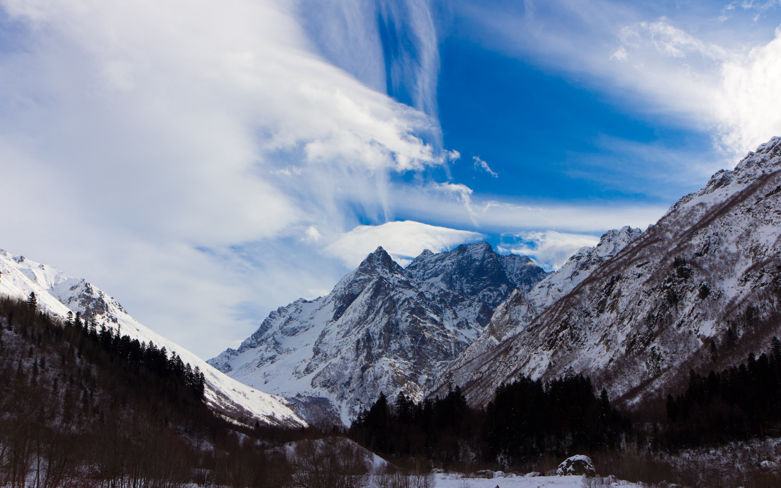 Wallpaper Sky, Blue, Clouds, Lungs, Mountains, Greatness, - Mountains Wallpaper Alps Ipad , HD Wallpaper & Backgrounds