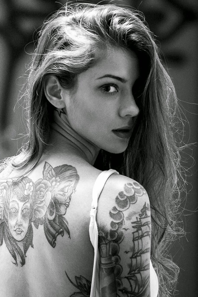 Girls Wallpapers For Iphone - Tattoo Girl , HD Wallpaper & Backgrounds