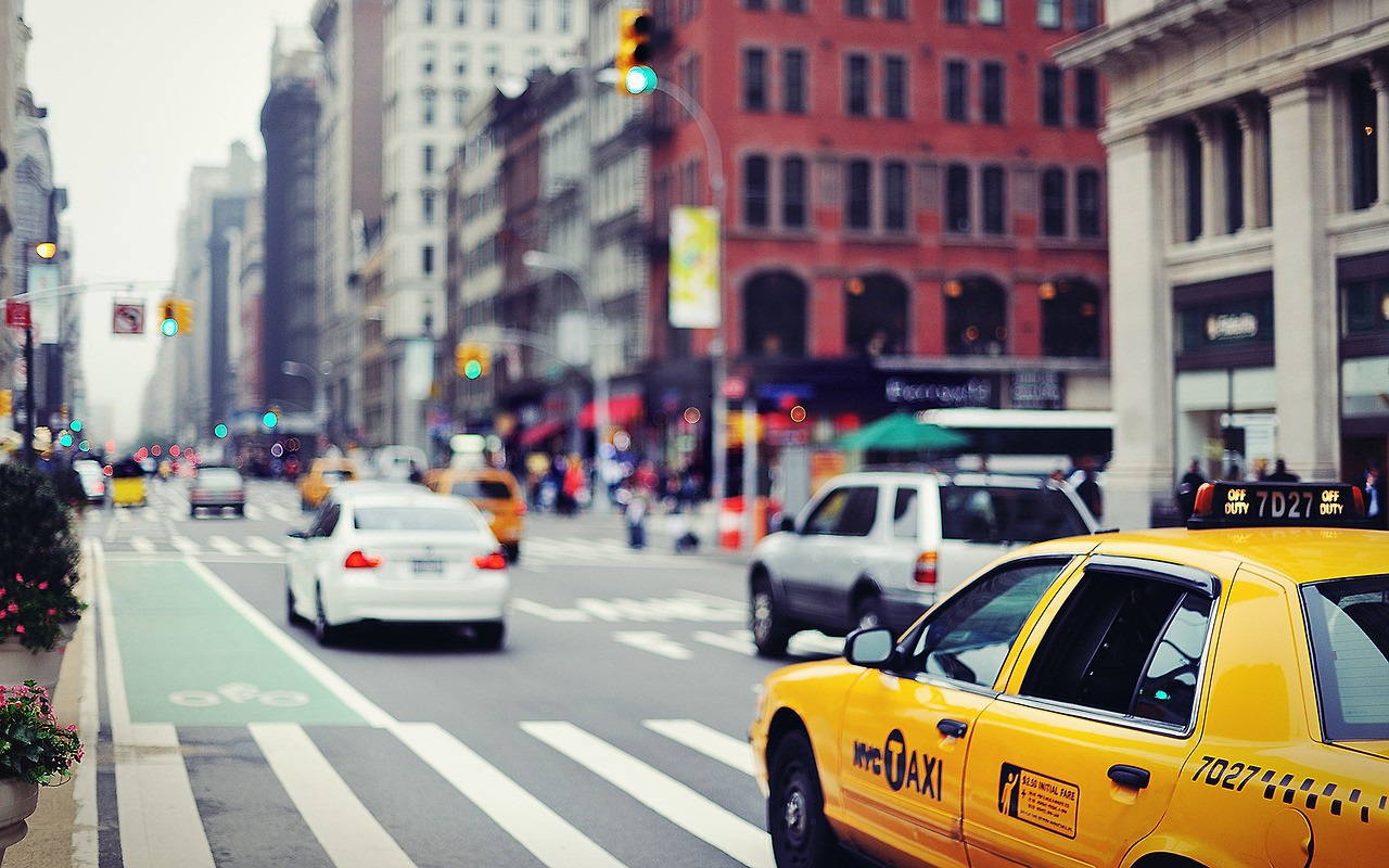 New York City Taxi Wallpaper And Background - New York Disadvantages , HD Wallpaper & Backgrounds