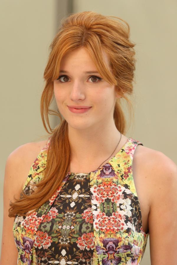 Bella Thorne Wallpapers Images Photos Pictures Backgrounds - Bella Thorne Beautiful Hd , HD Wallpaper & Backgrounds