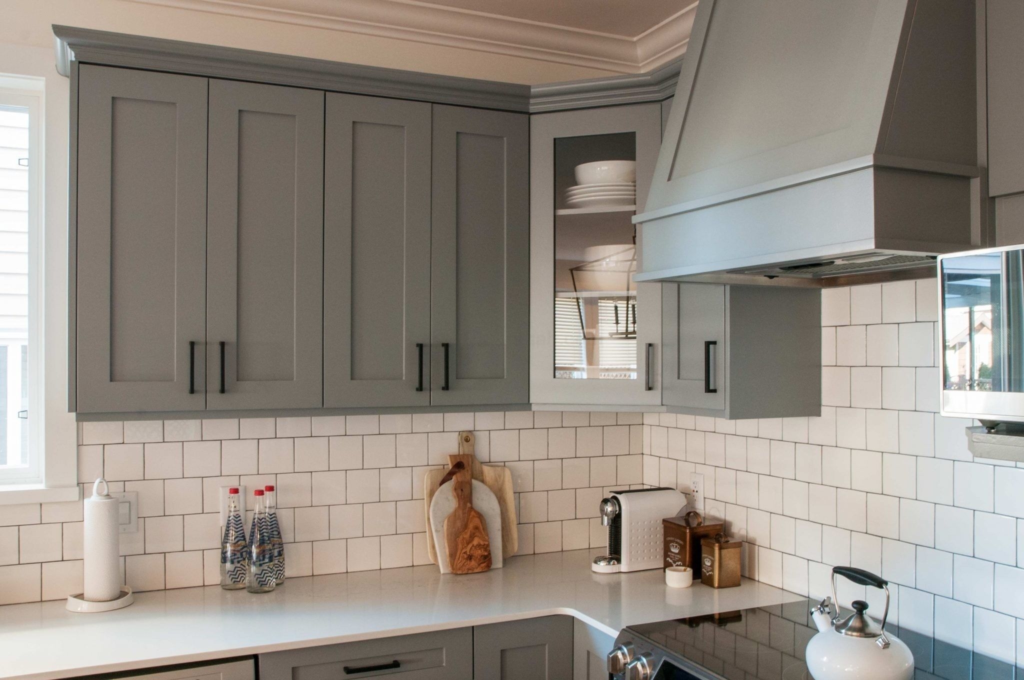 Pantry Storage Kitchen Unit Carcasses Wickes Kitchen - Grey Cabinets With Black Hardware , HD Wallpaper & Backgrounds