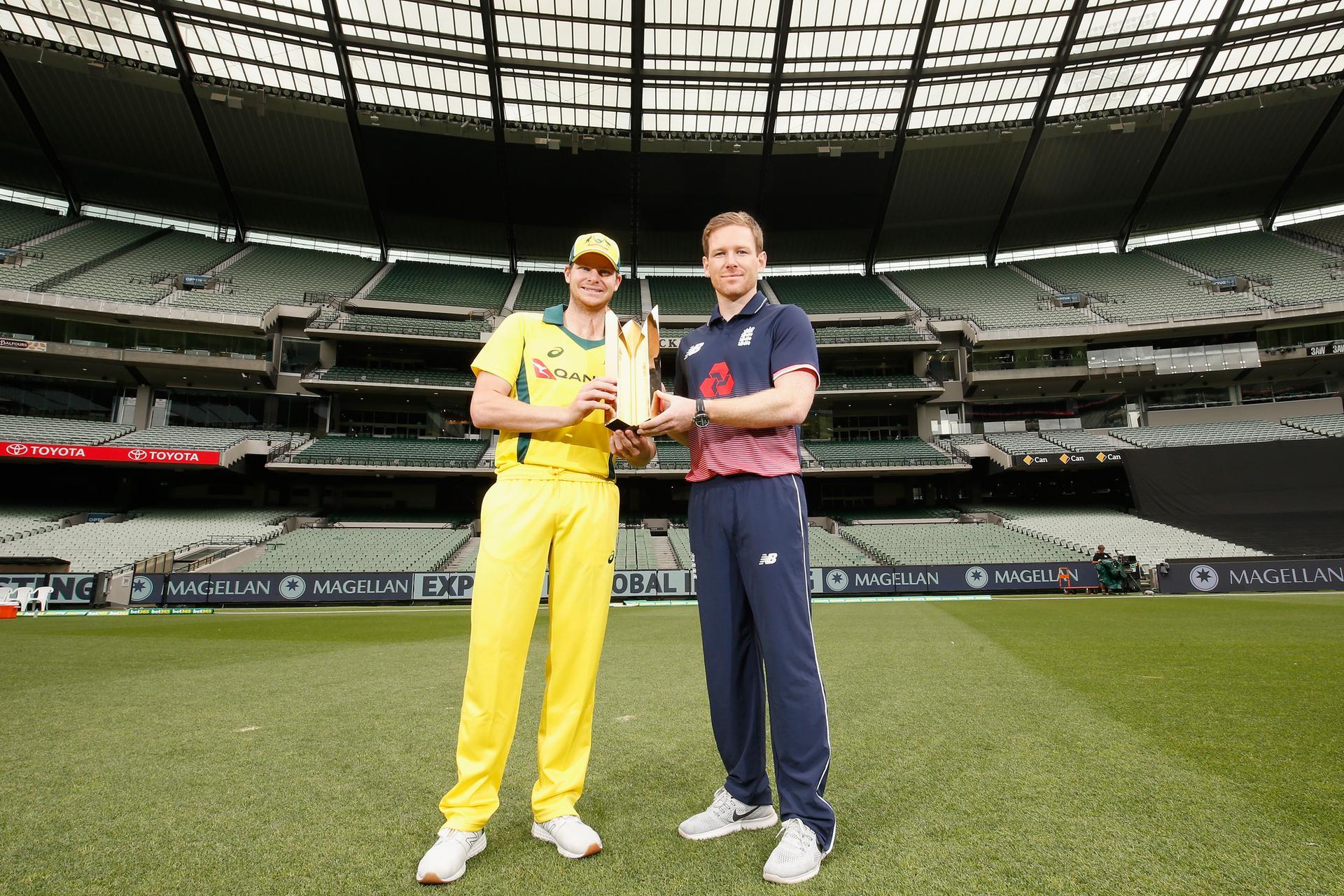 Australia Captain Steve Smith, Left, And England Counterpart - Steve Smith Cricket , HD Wallpaper & Backgrounds