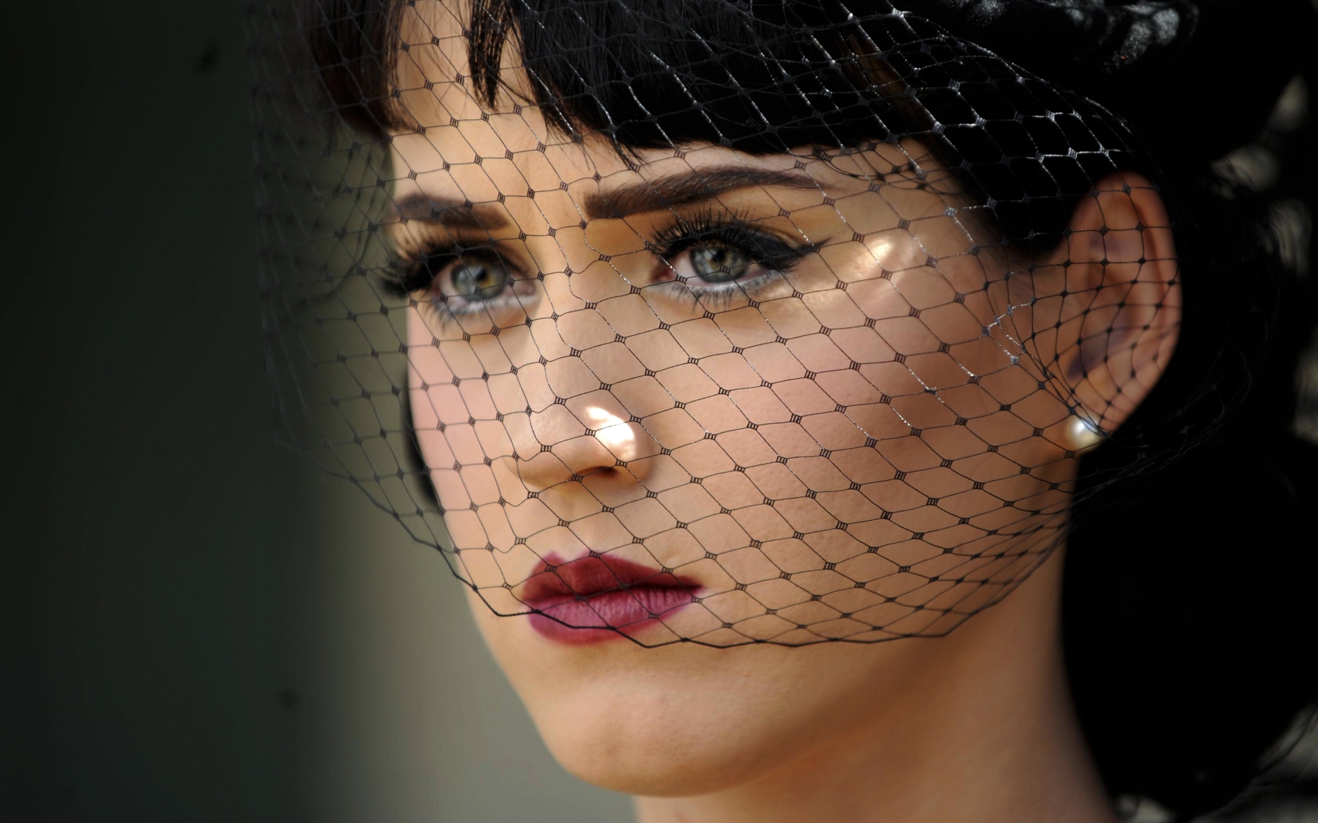 Katy Perry Thinking Of You Makeup Wallpaper - Katy Perry Hd , HD Wallpaper & Backgrounds