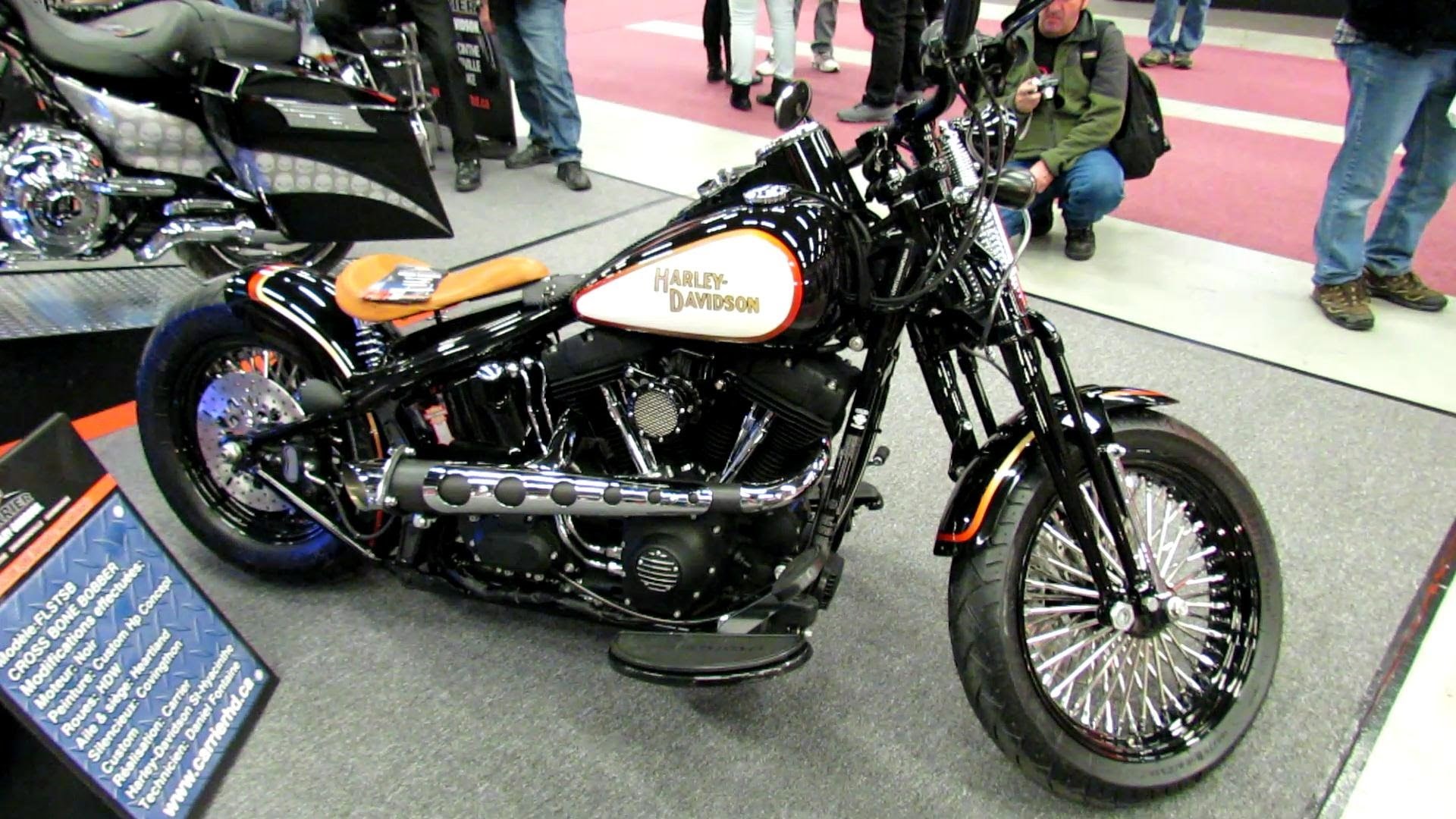 Harley Davidson Bobber Hd Wallpaper - Harley Davidson Cross Bones Bobber , HD Wallpaper & Backgrounds