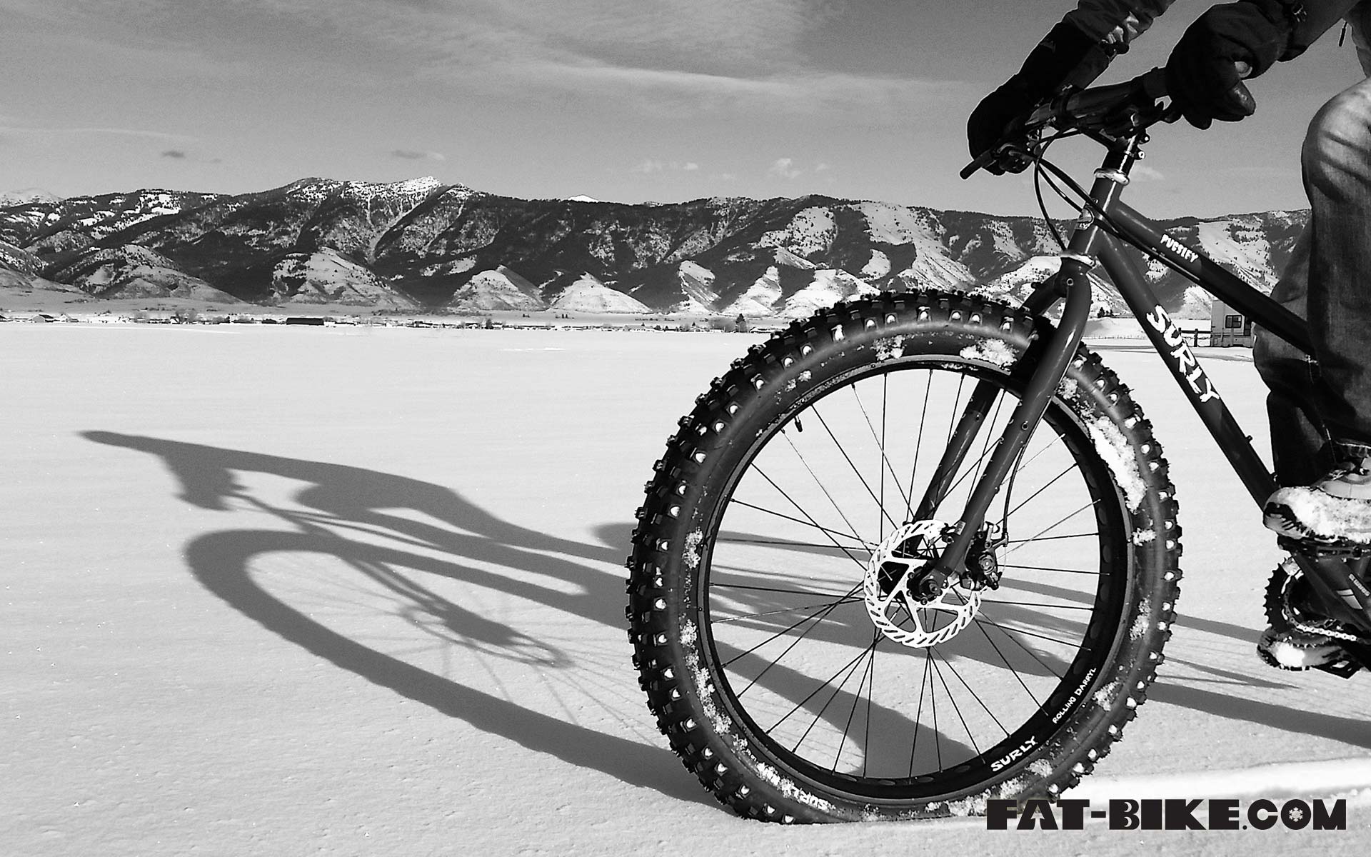 Wyoming Pugsley Fat Bike Wallpaper 1920 - Surly Wednesday Black , HD Wallpaper & Backgrounds