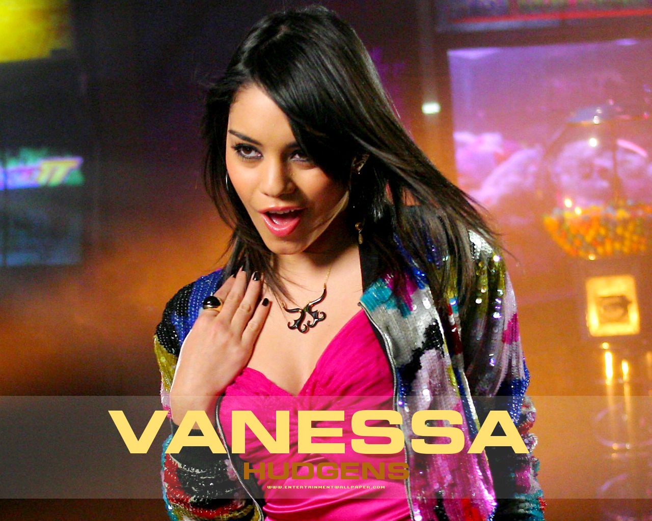 Vanessa Hudgens Wallpaper - Vanessa Hudgens Say Ok , HD Wallpaper & Backgrounds