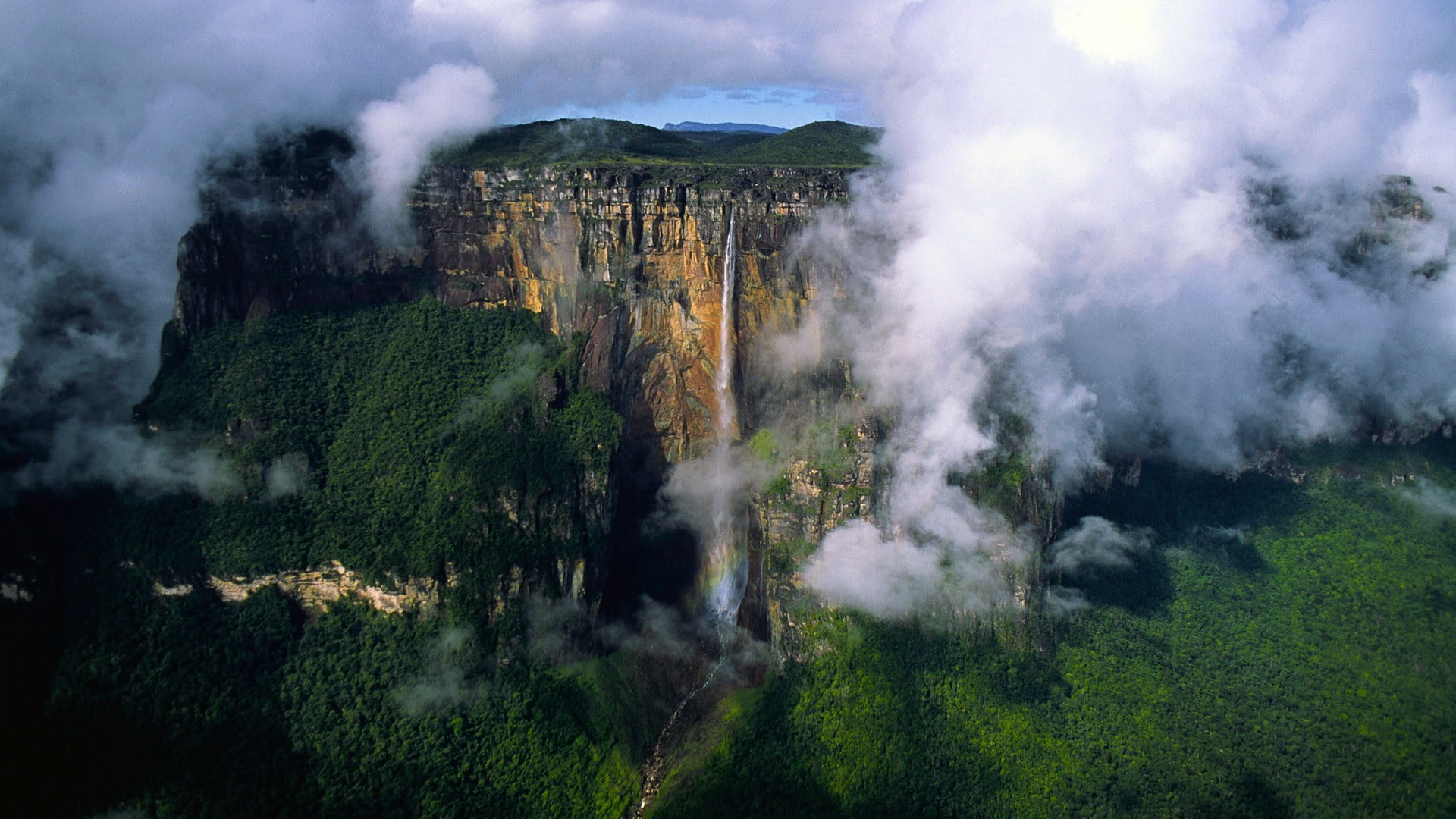 Angel Falls Waterfall In Venezuela Hd Wallpaper - Angel Falls , HD Wallpaper & Backgrounds