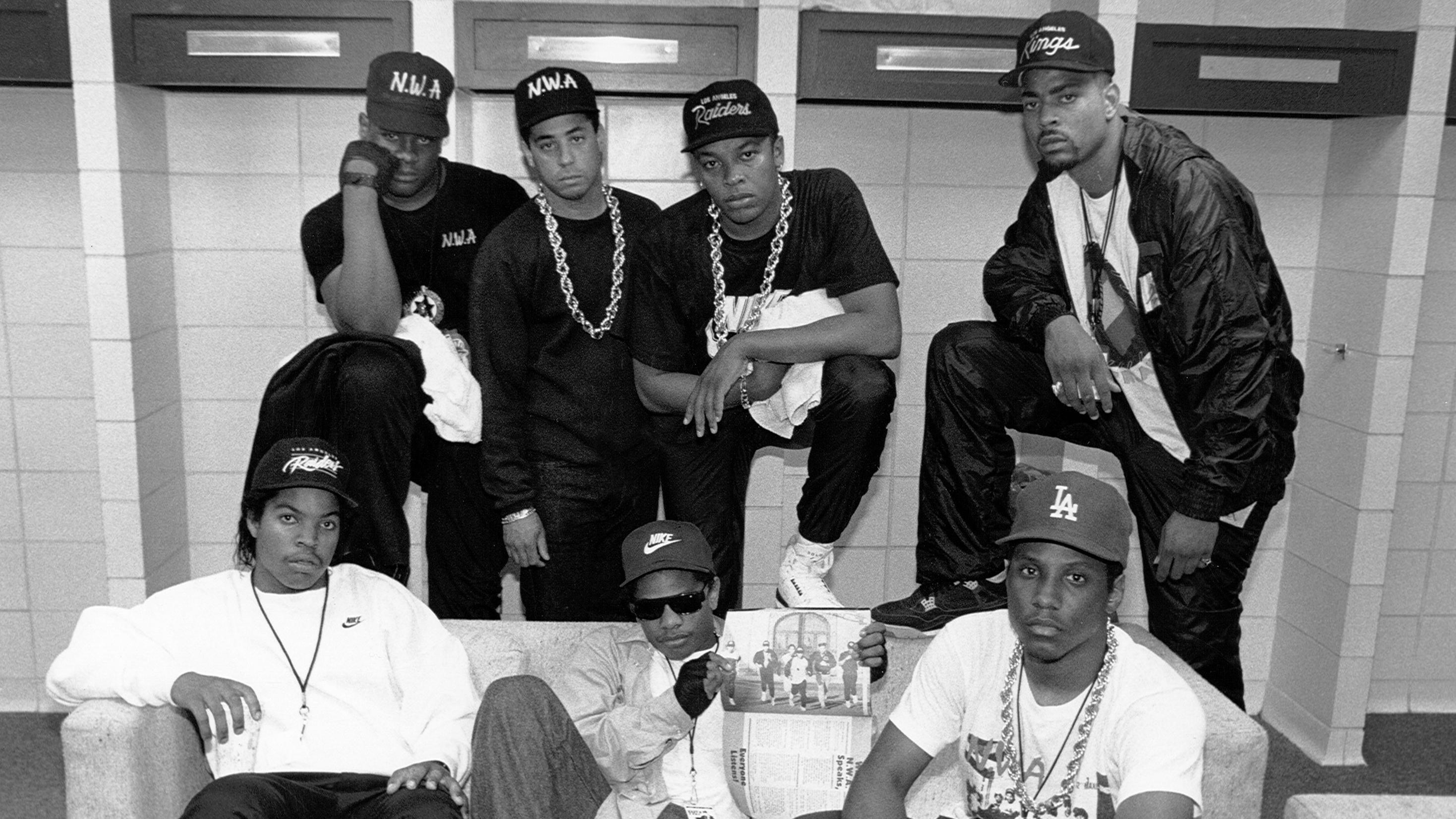 Old School Rap Wallpaper - Nwa Wallpaper 4k , HD Wallpaper & Backgrounds