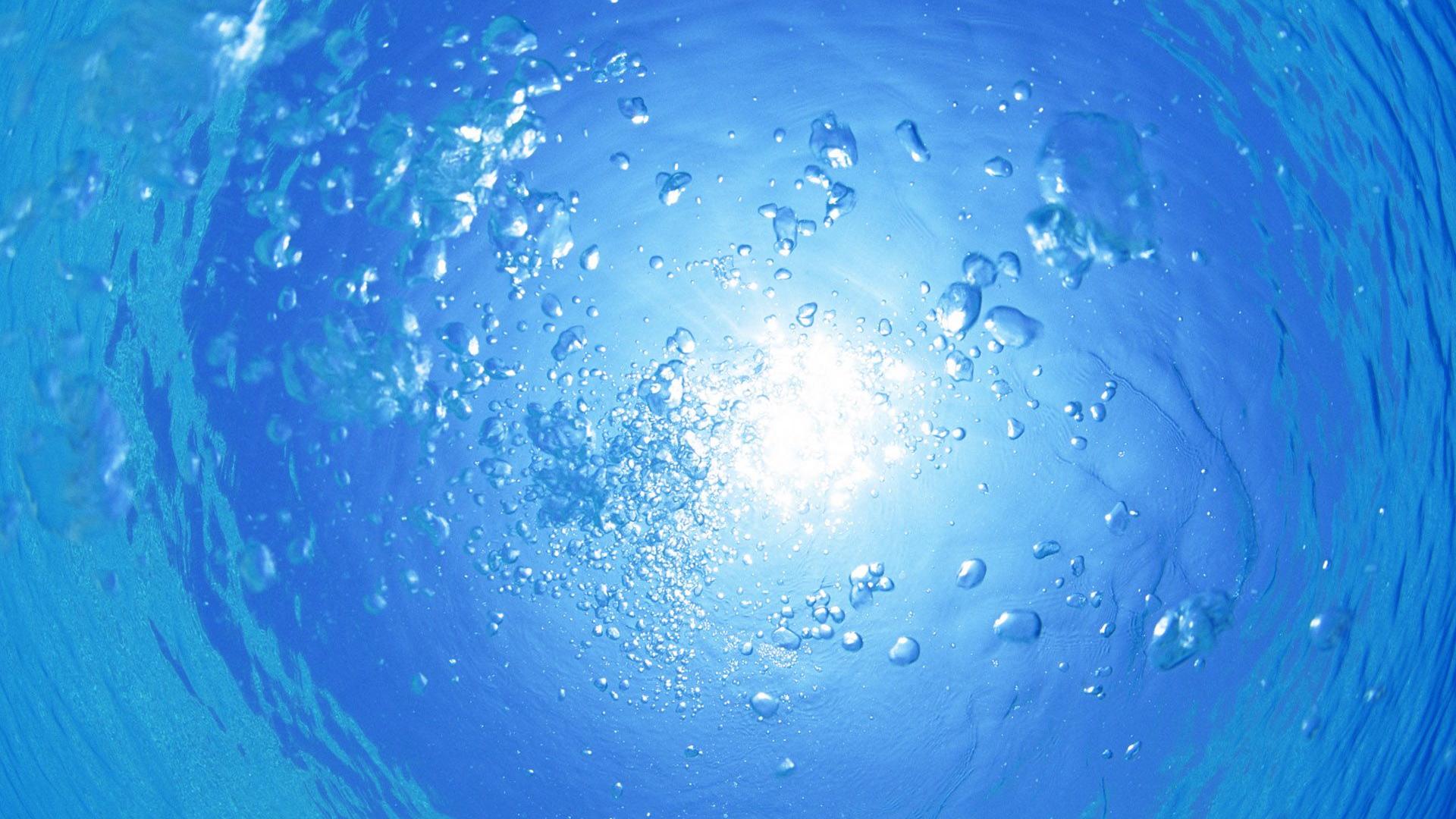 Water Wallpaper Hd Free Download - Underwater Sun , HD Wallpaper & Backgrounds