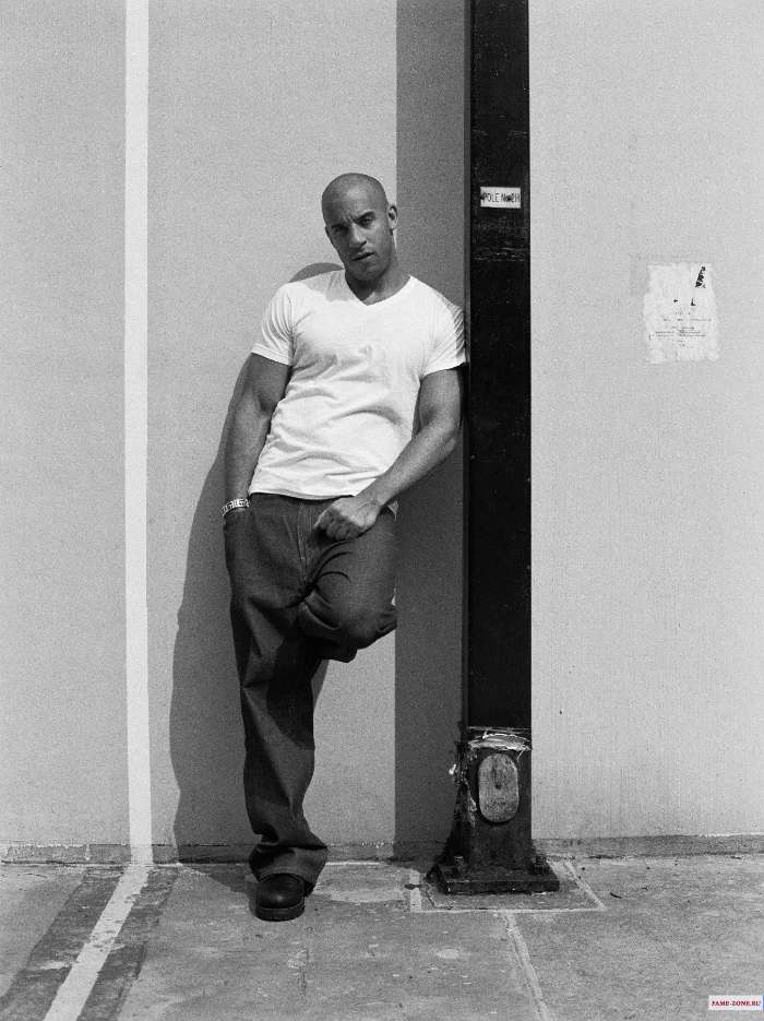 Download Mobile Wallpaper Cinema, People, Actors, Men, - Vin Diesel Photo Shoot , HD Wallpaper & Backgrounds