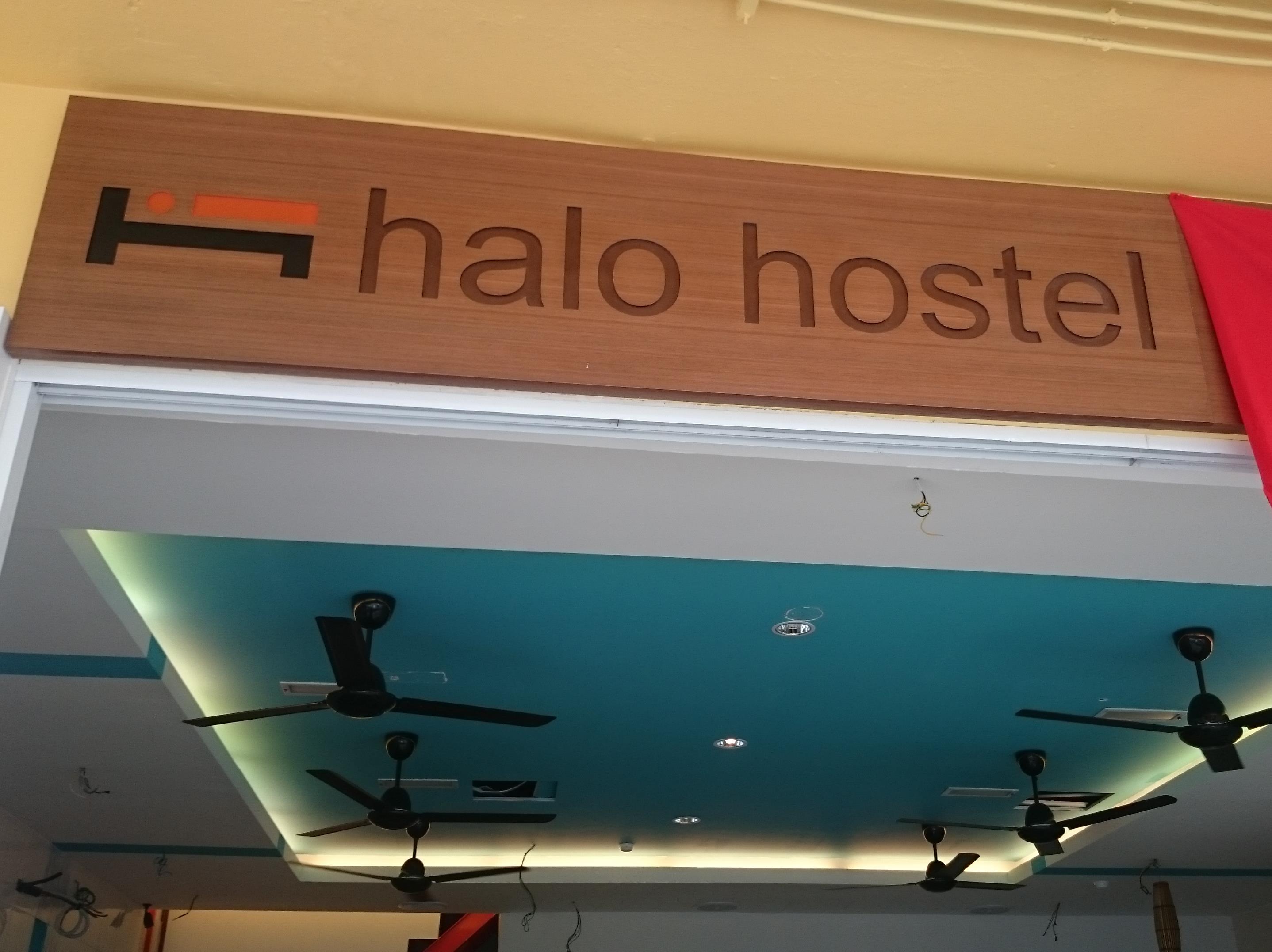 Images - Halo Hostel , HD Wallpaper & Backgrounds