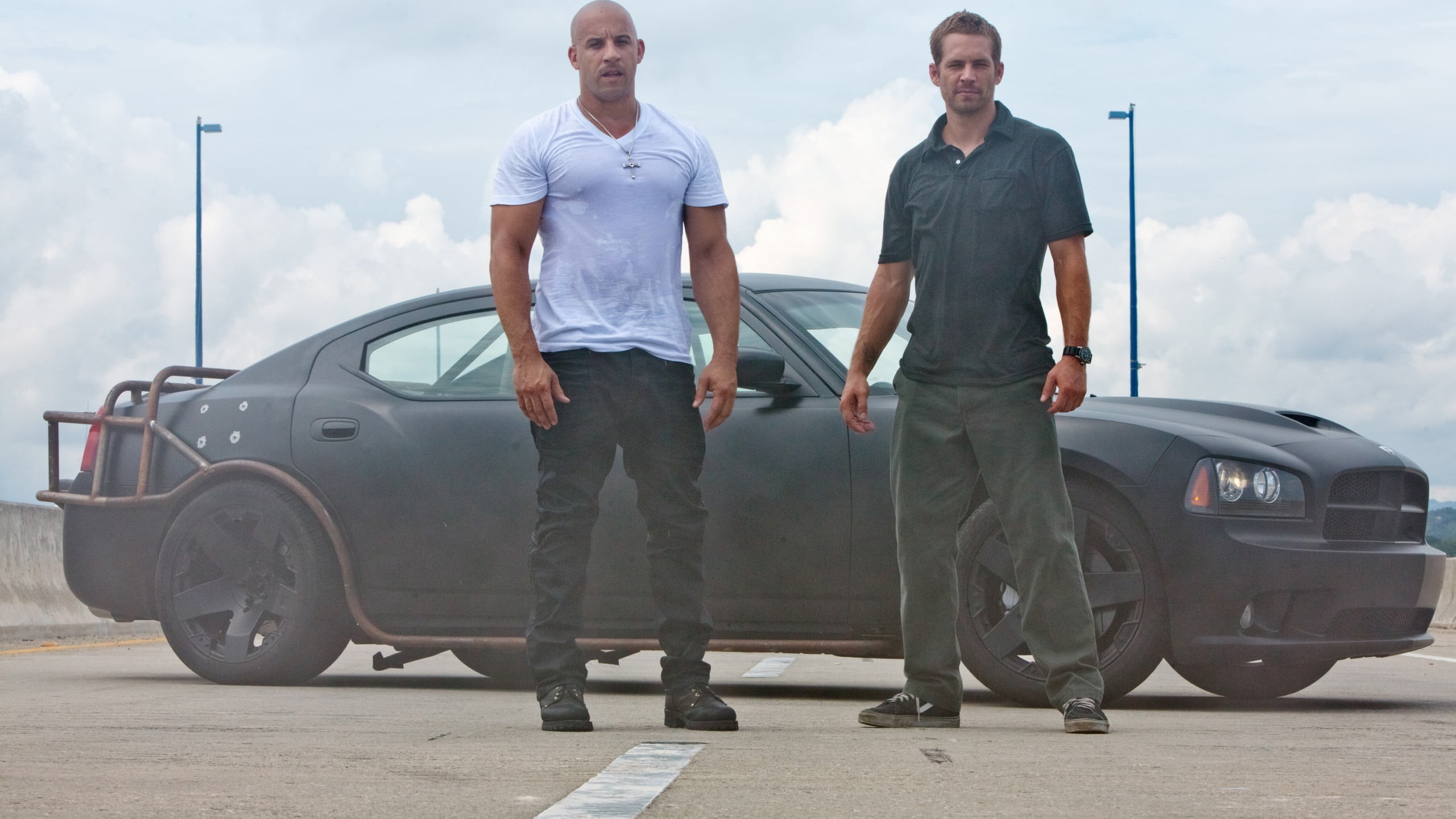 Vin Diesel And Paul Walker Hd Wallpaper - Fast Five , HD Wallpaper & Backgrounds