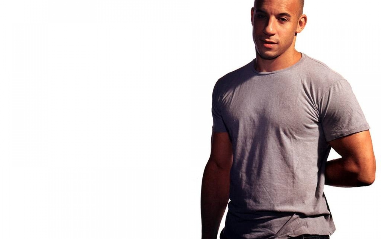 Vin Diesel 3 Wallpapers - Vin Diesel Background , HD Wallpaper & Backgrounds