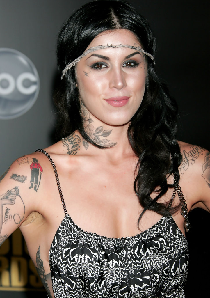 Kat Von D Tattoo On Neck - Kat Von D , HD Wallpaper & Backgrounds