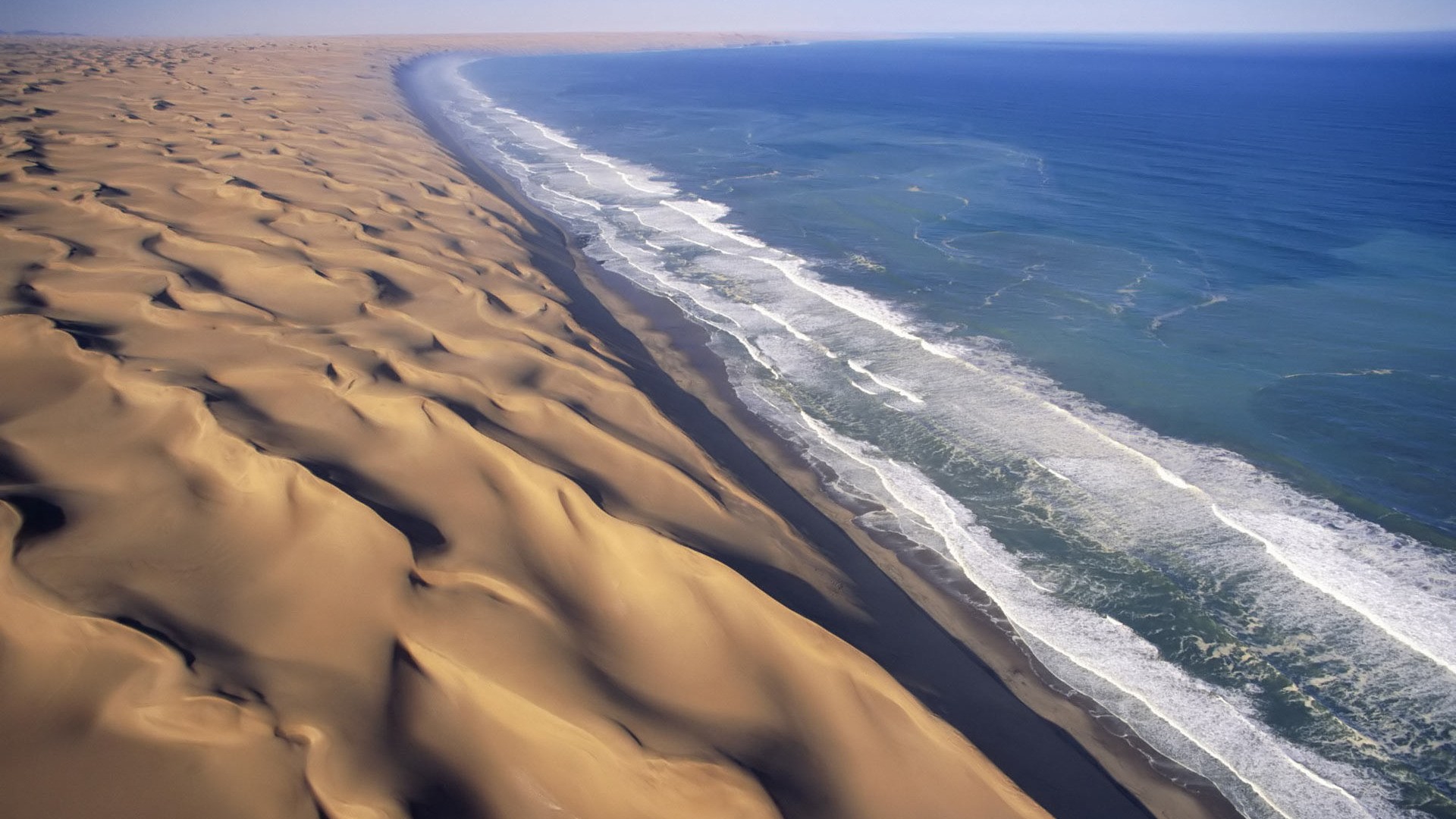 3d Beach Wallpaper - Desert Next To Ocean , HD Wallpaper & Backgrounds