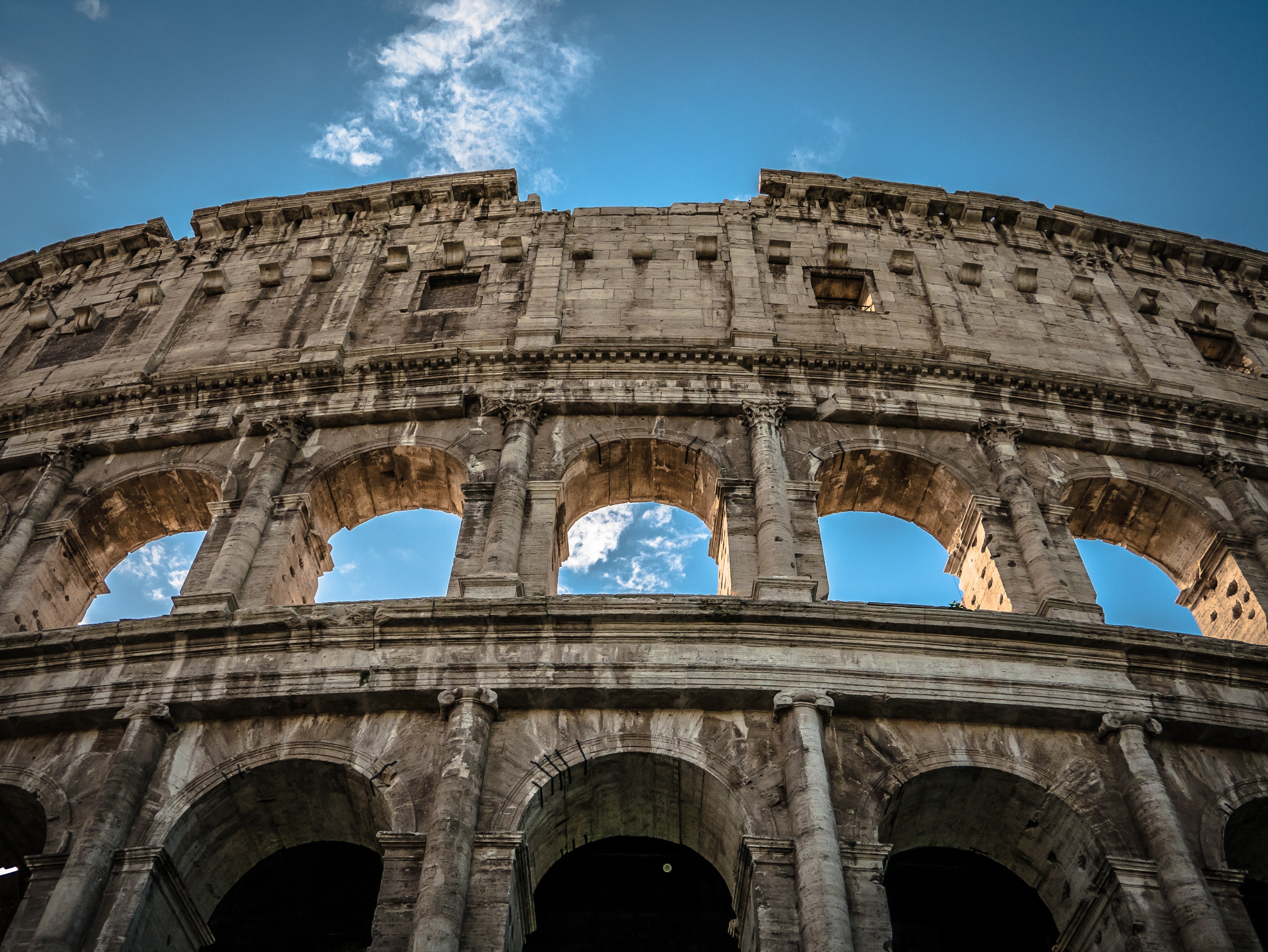 Download Original Image Online Crop - Colosseum Flavian Amphitheatre , HD Wallpaper & Backgrounds