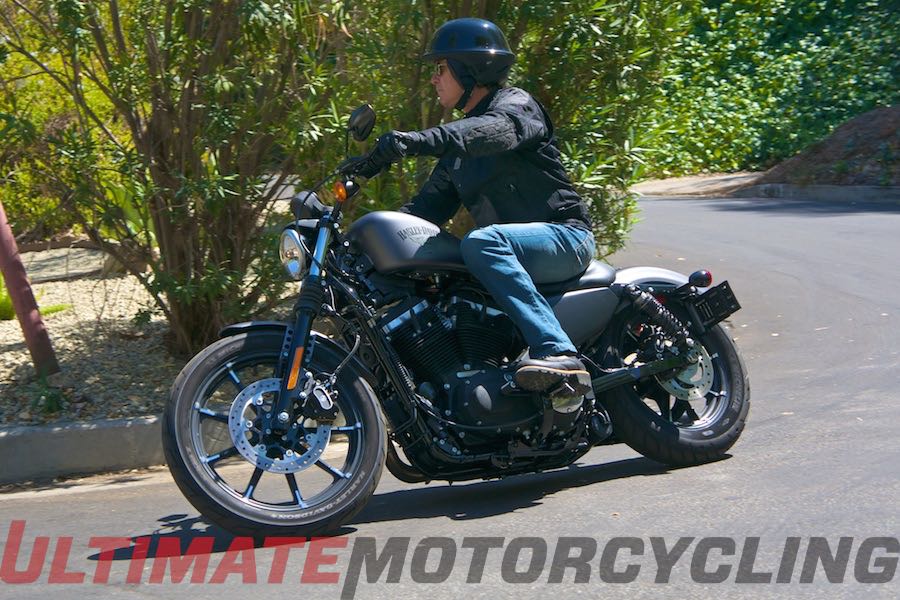 2016 Harley-davidson Iron 883 Test - Riding Harley Iron 883 , HD Wallpaper & Backgrounds