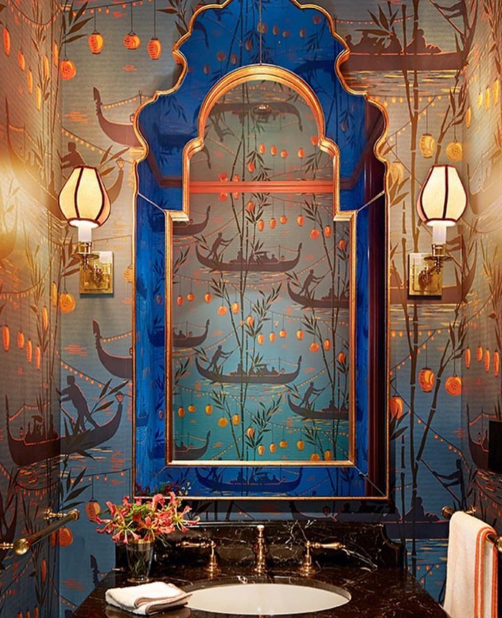Gondola Wallpaper By Cole And Son's Gorgeous Mirror - Bunny Williams Mirrors , HD Wallpaper & Backgrounds