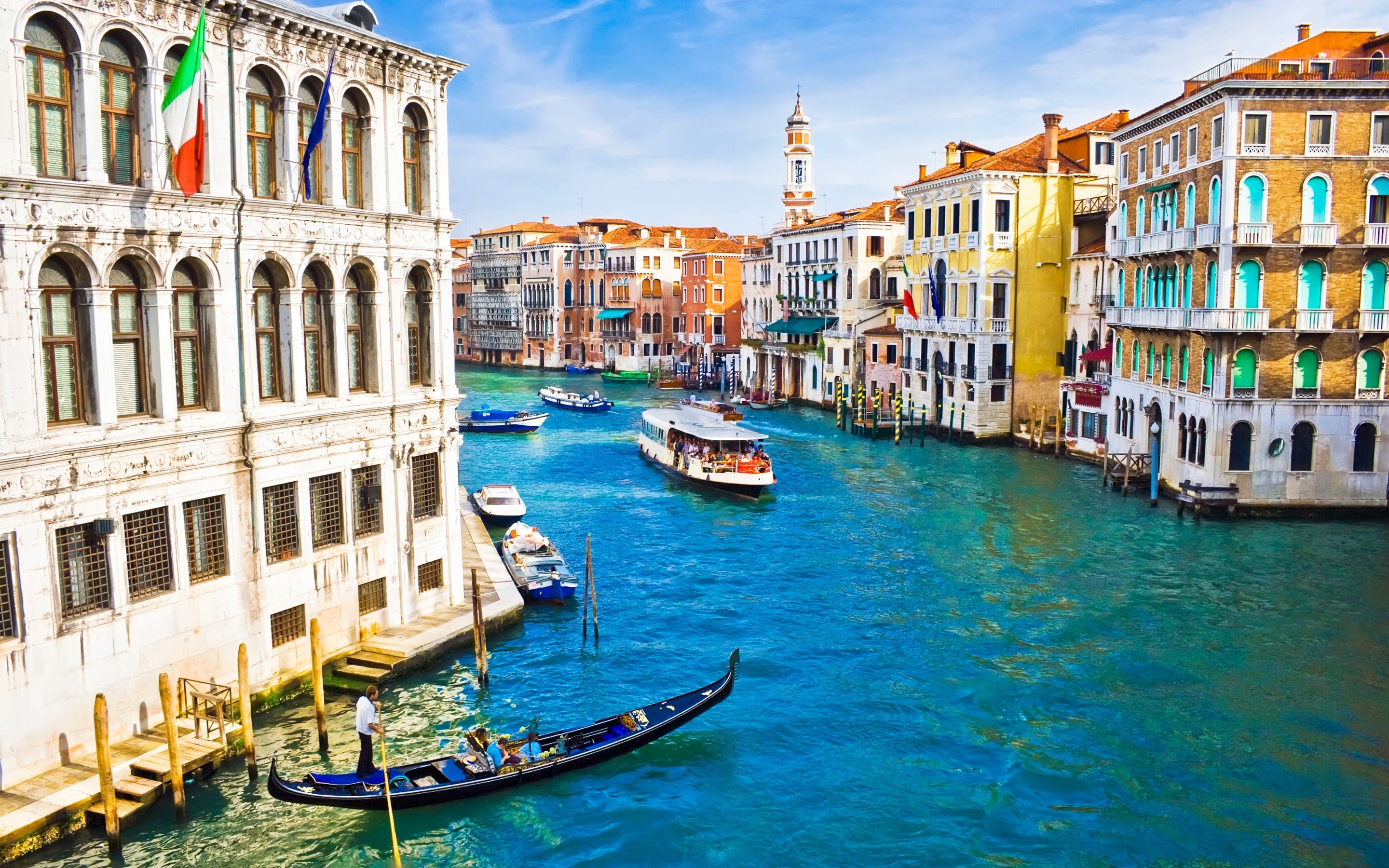 Gondola » Picturesmania - Grand Canal , HD Wallpaper & Backgrounds