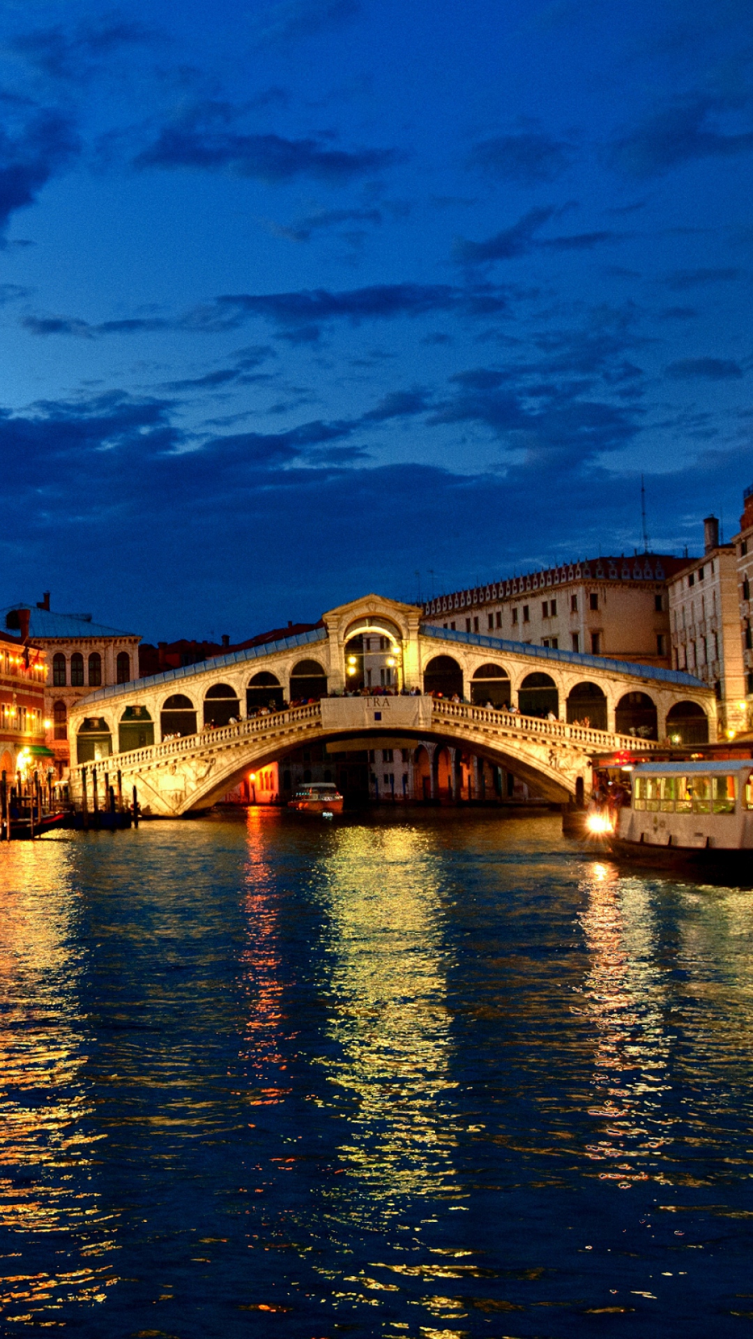 Venice Rialto Bridge Canal Gondola Boat Night Lights - Venice , HD Wallpaper & Backgrounds