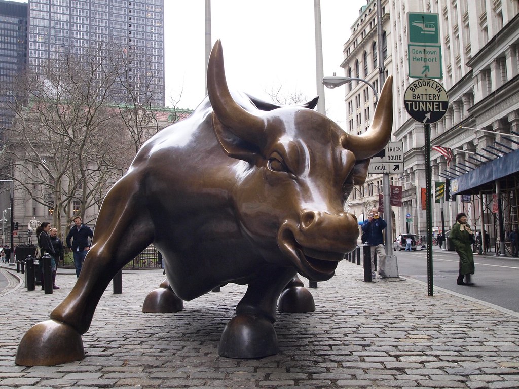 Wall Street Bull - Charging Bull , HD Wallpaper & Backgrounds