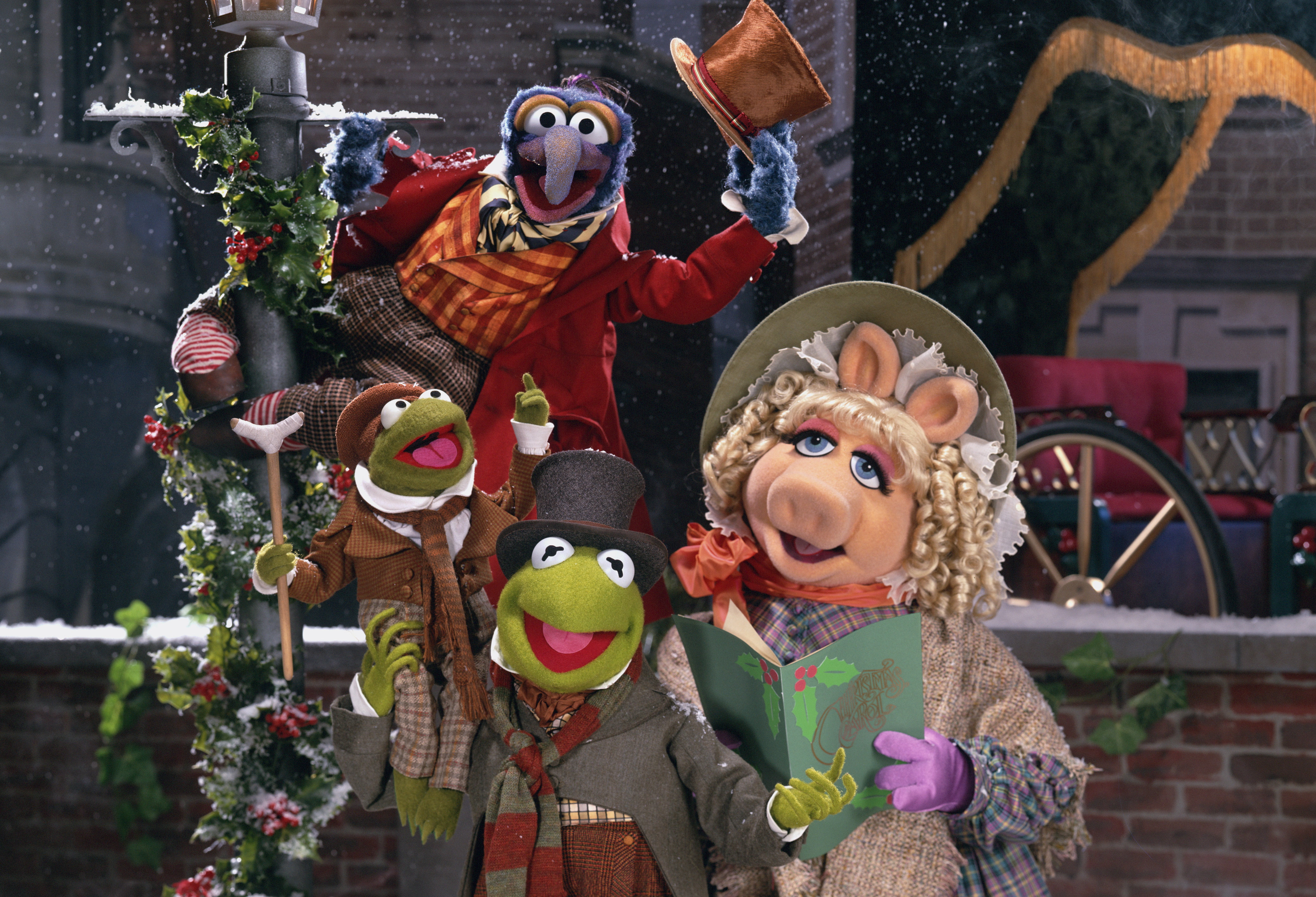 Muppet - Merry Christmas Muppet Christmas Carol , HD Wallpaper & Backgrounds