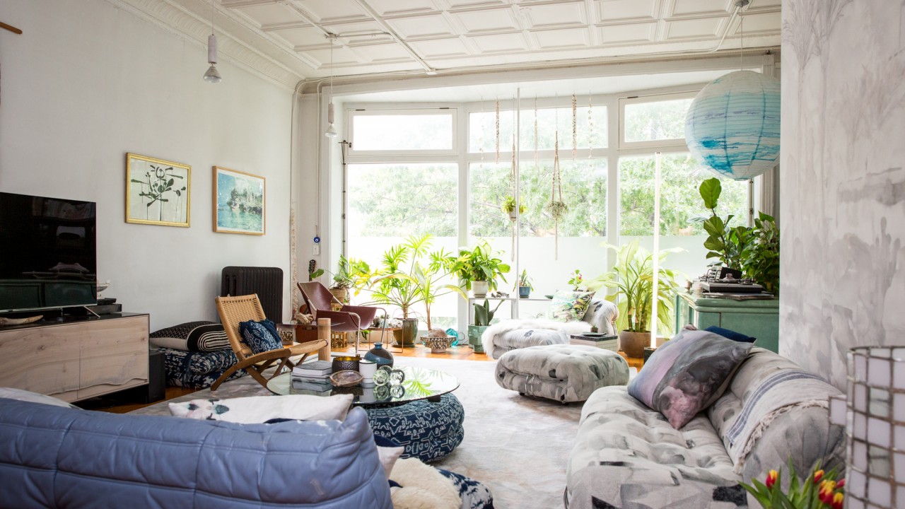 Inside A Textile Designer's Beachy Meets Modern Brooklyn - Living Room , HD Wallpaper & Backgrounds