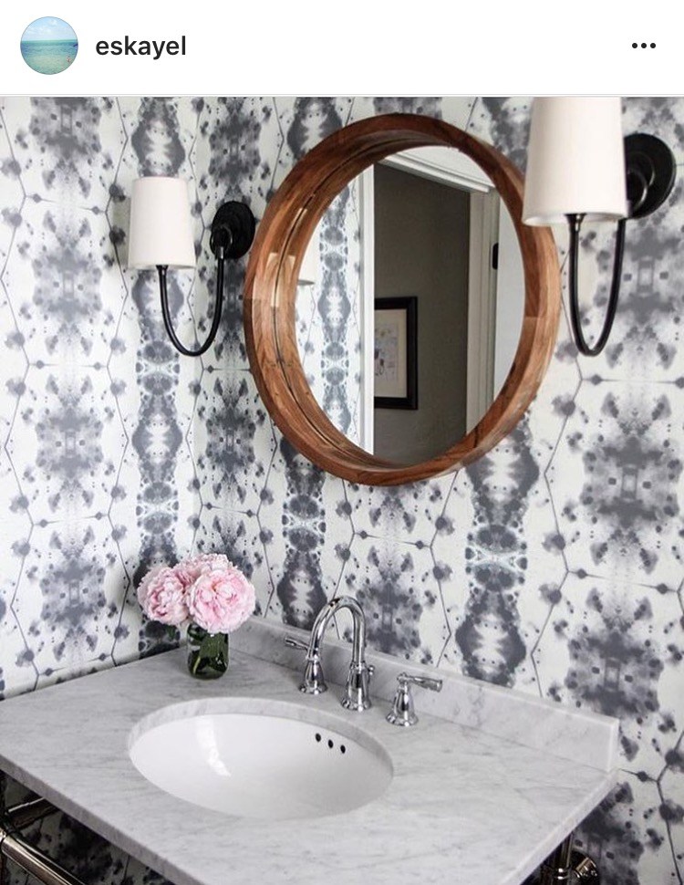 Best Bold Wallpaper On Instagram - Eskayel Wallpaper Bathroom , HD Wallpaper & Backgrounds
