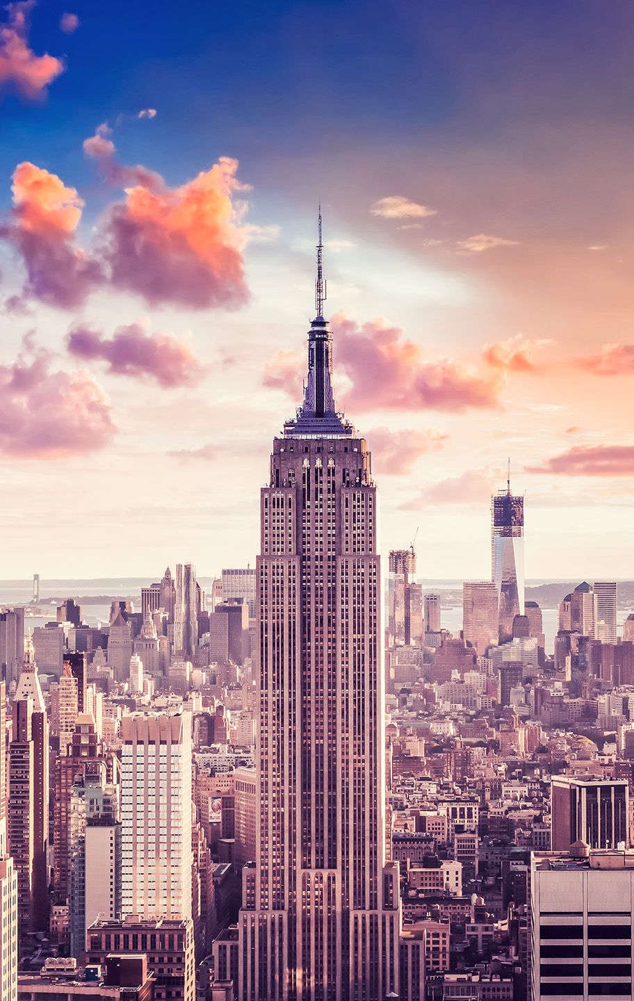 The Empire State Building Is Truly The Centerpiece - New York City , HD Wallpaper & Backgrounds