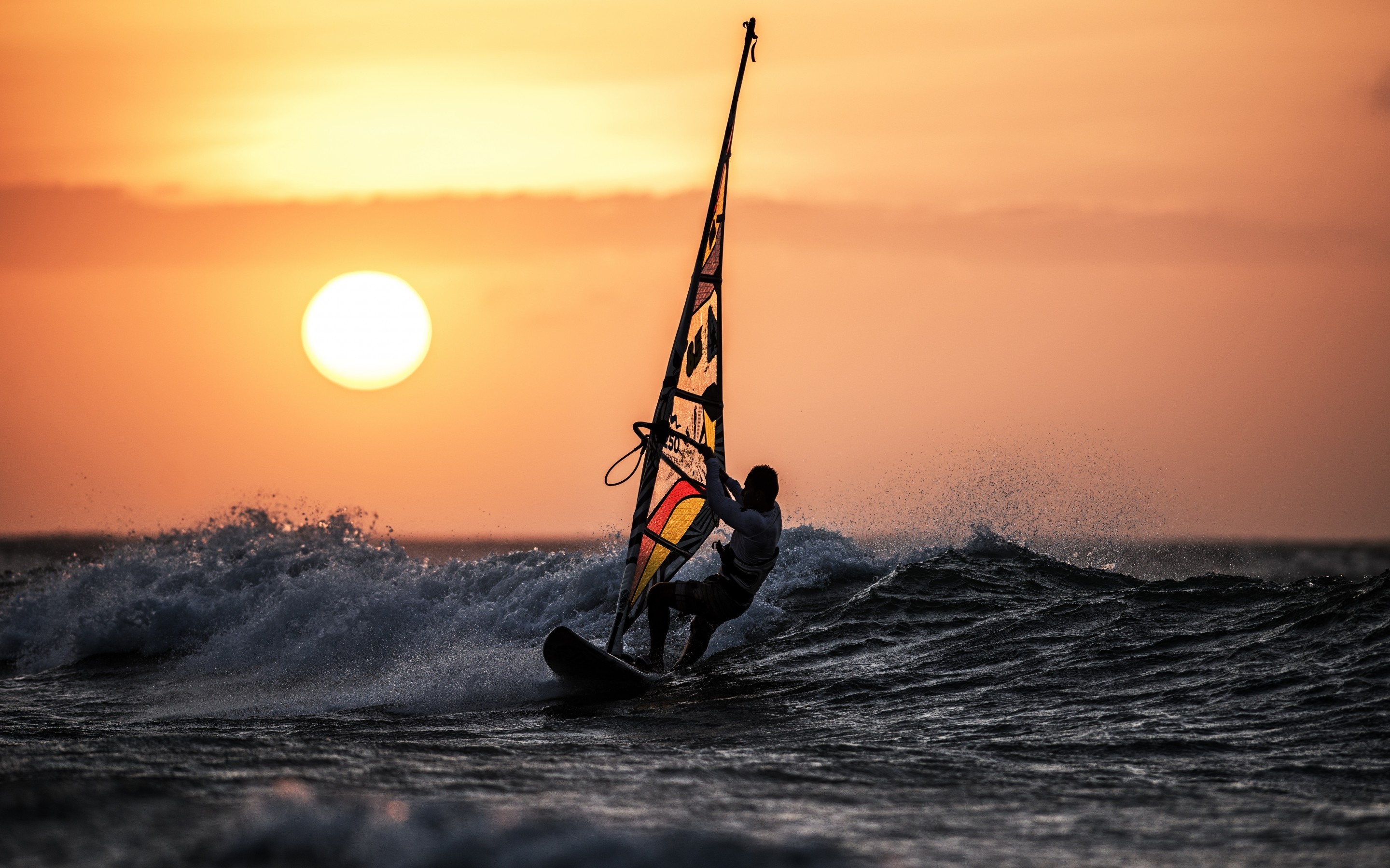 Windsurfing, Sunset, Ocean, Waves - Windsurfing Wallpaper Iphone , HD Wallpaper & Backgrounds