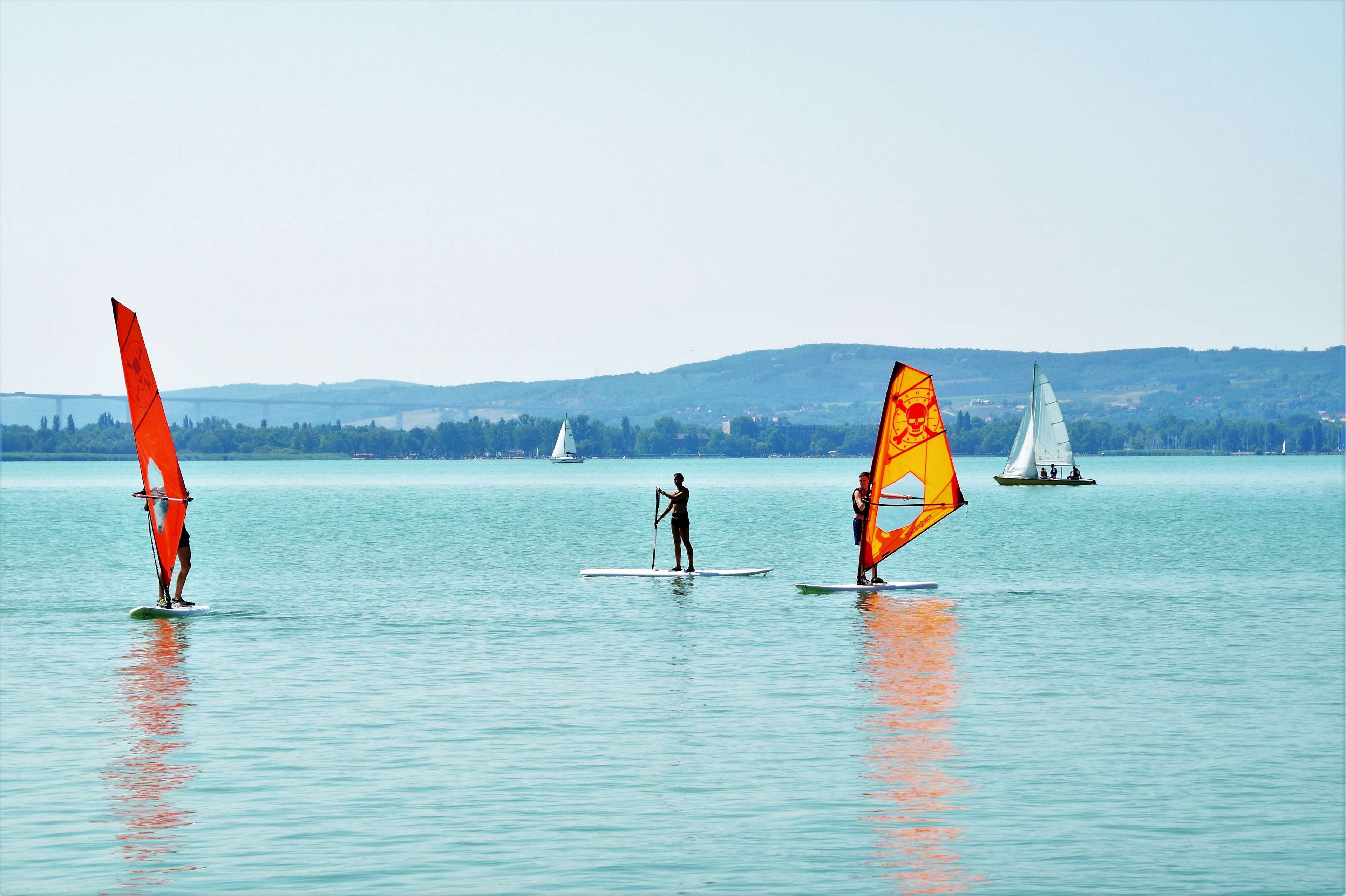Balaton, Fun, Lake, Sail, Summer, Water Sport, Wind, - Windsurfing Lake Balaton , HD Wallpaper & Backgrounds