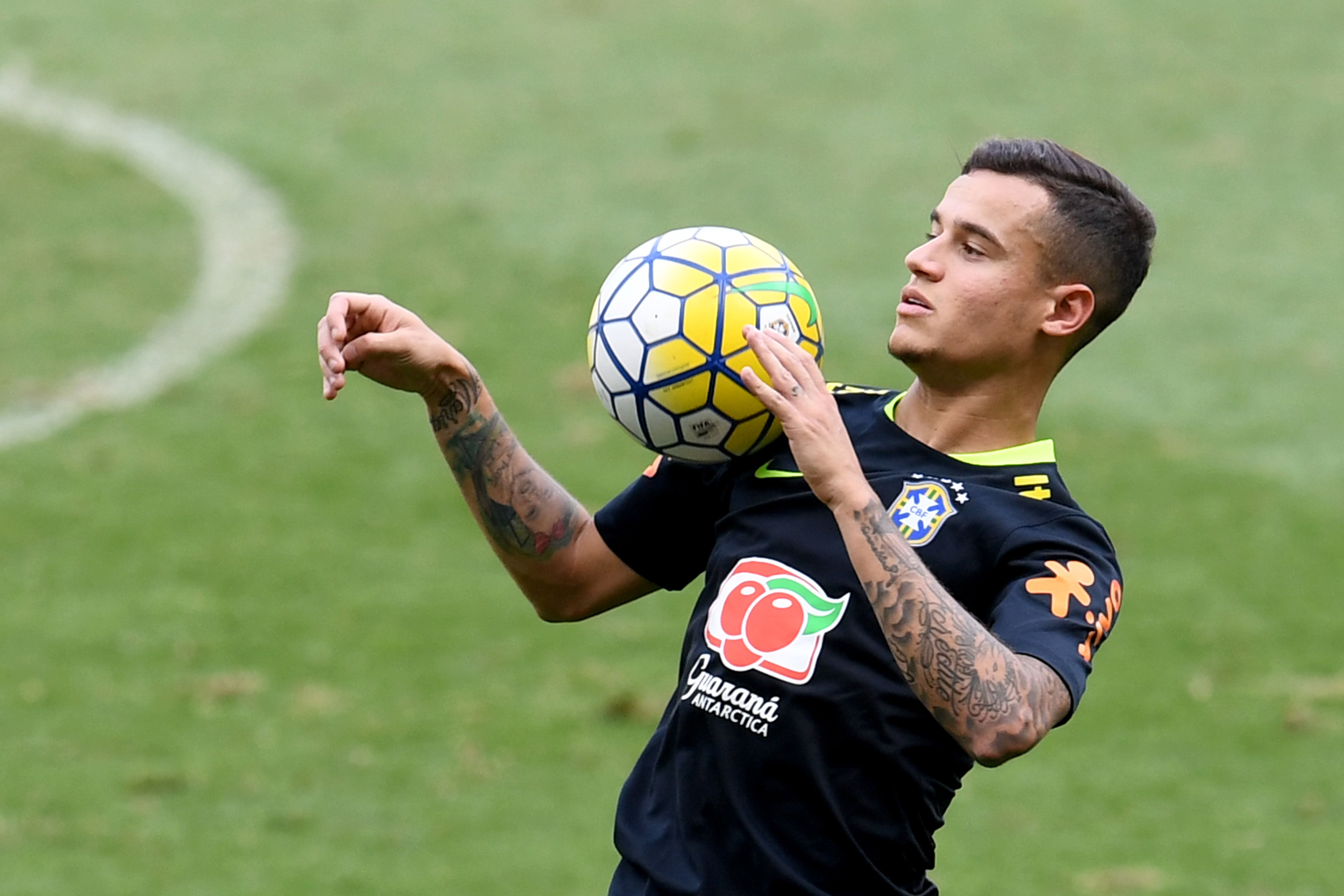 Philippe Coutinho In Training With Brazil - Coutinho Fond D Ecran Barça , HD Wallpaper & Backgrounds