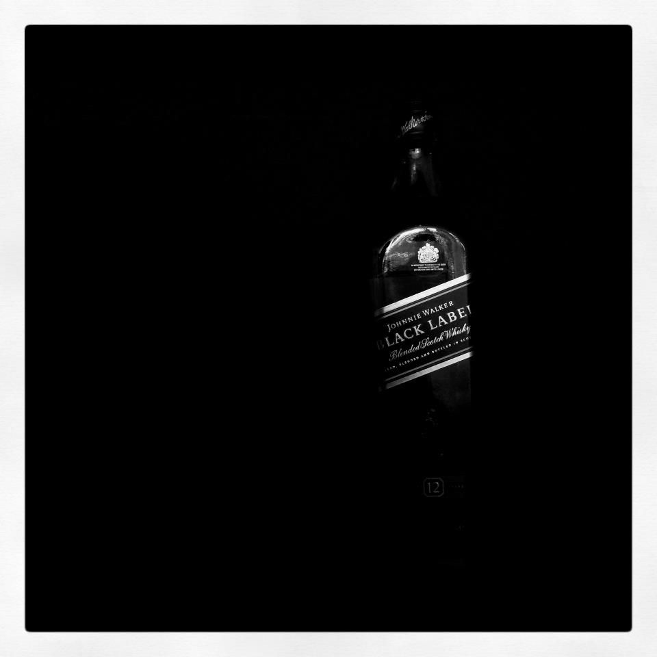 Johnnie Walker Black Label - Johnnie Walker Black Label Hd , HD Wallpaper & Backgrounds