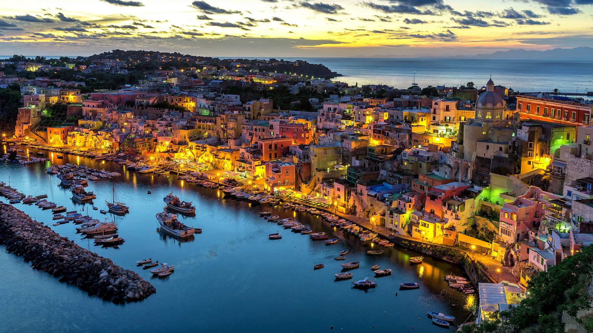 Aerial View Of City, Italy, Brussels Hd Wallpaper - Procida , HD Wallpaper & Backgrounds
