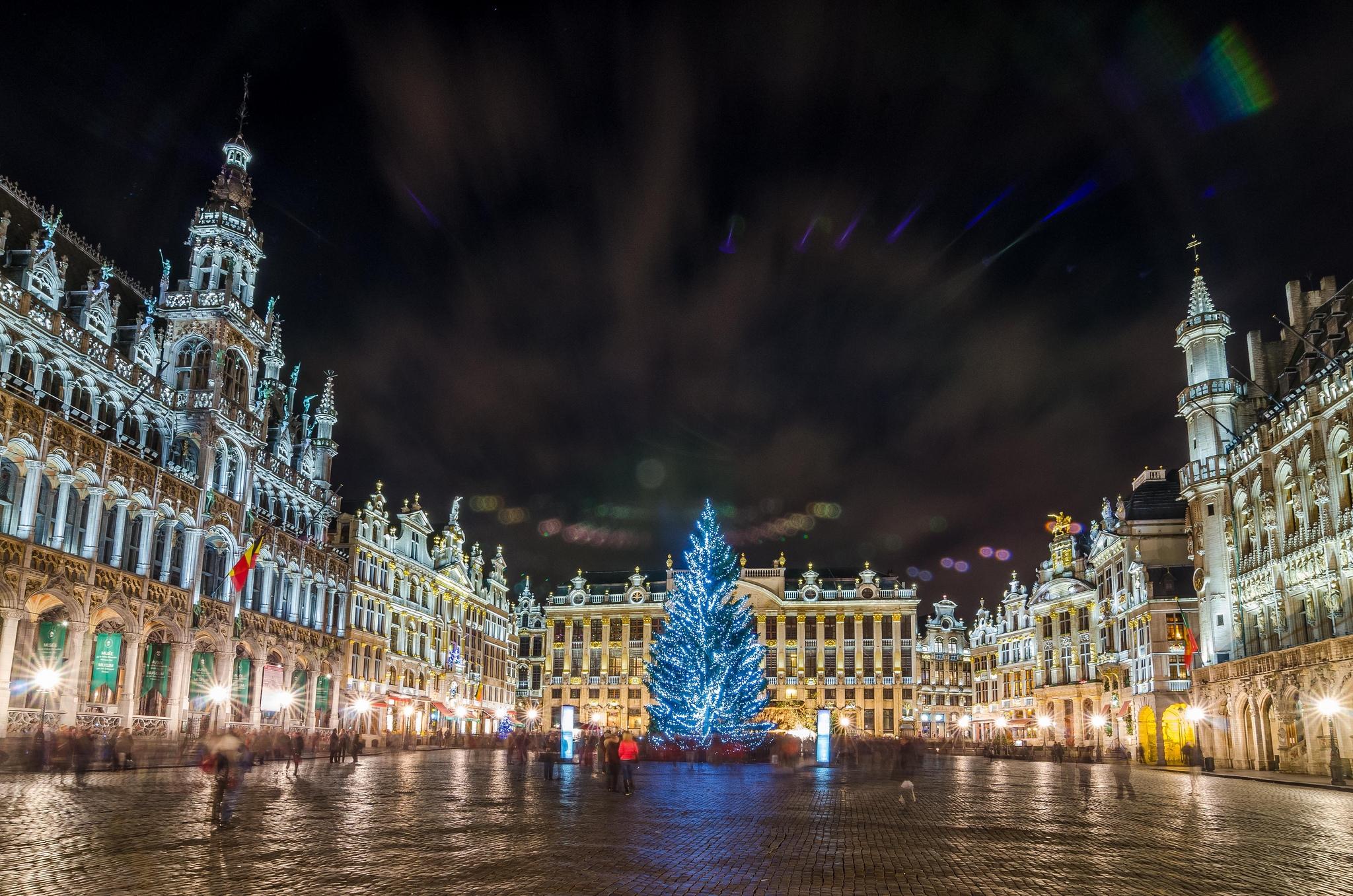 Brussels Wallpaper - Grand Place Brussels Night , HD Wallpaper & Backgrounds