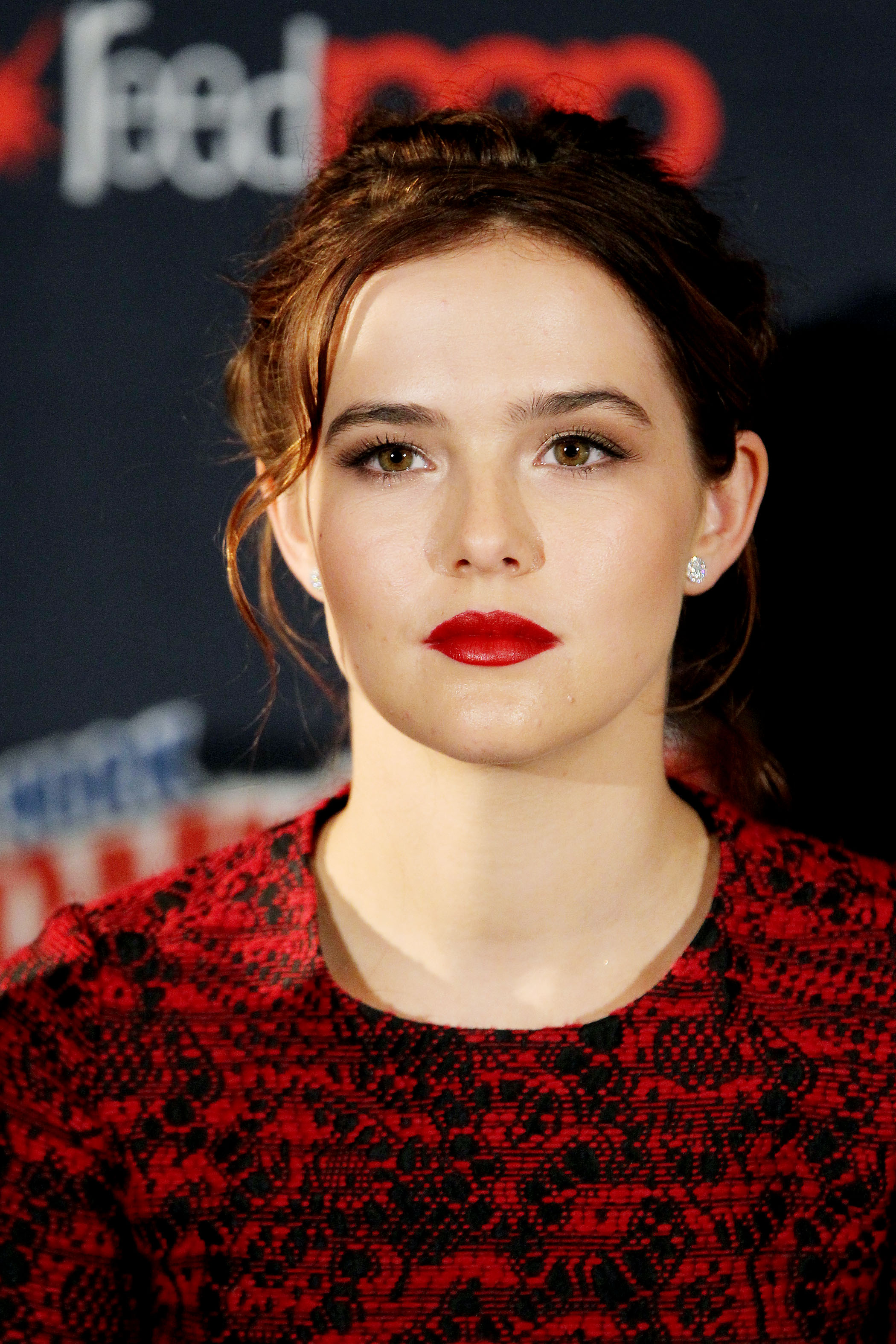 Zoey Deutch Images Zoey Deutch At The Ny Comic Con - Vampire Academy , HD Wallpaper & Backgrounds