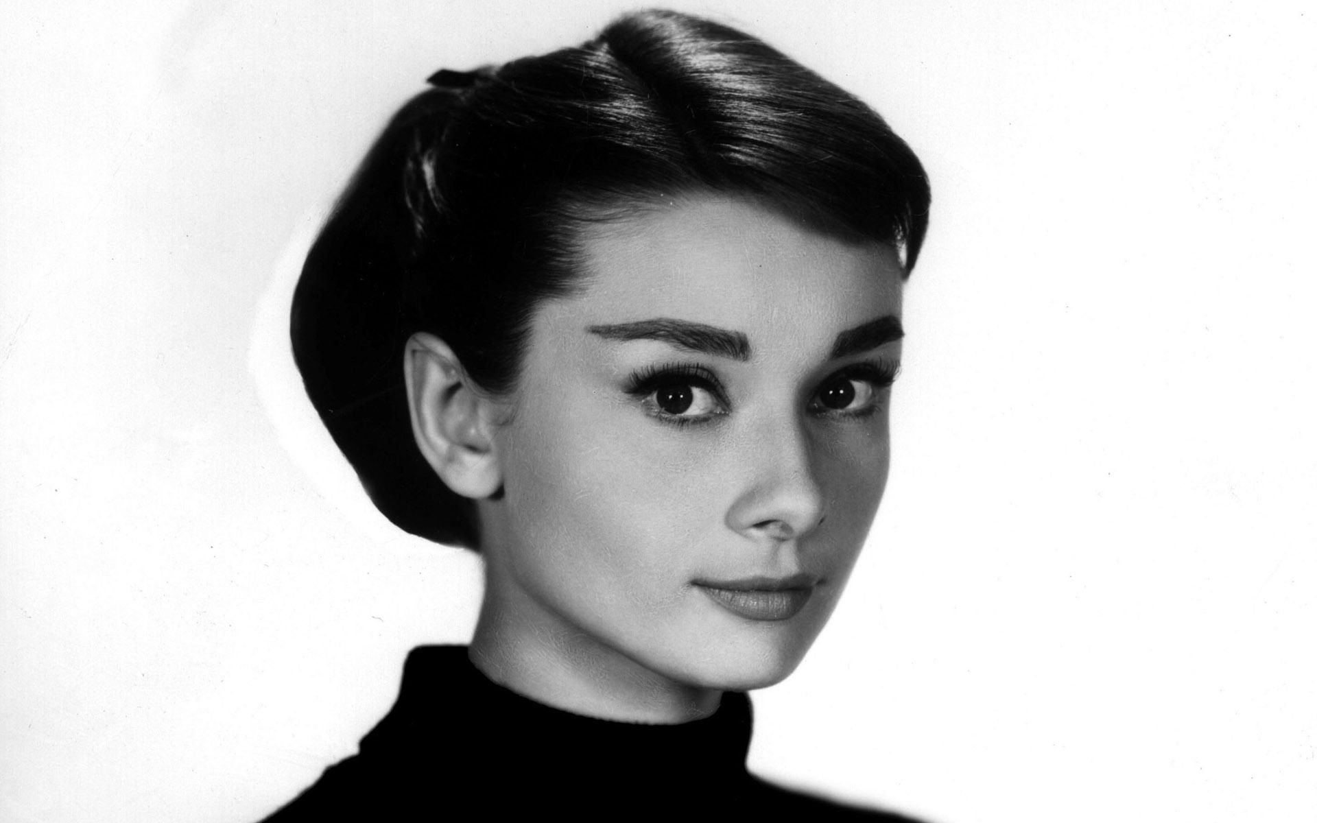 Marlon Brando Wallpaper - Audrey Hepburn , HD Wallpaper & Backgrounds